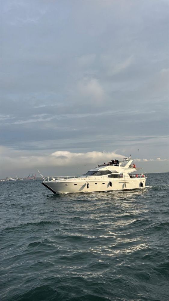 Özel yapım 18m Motoryat