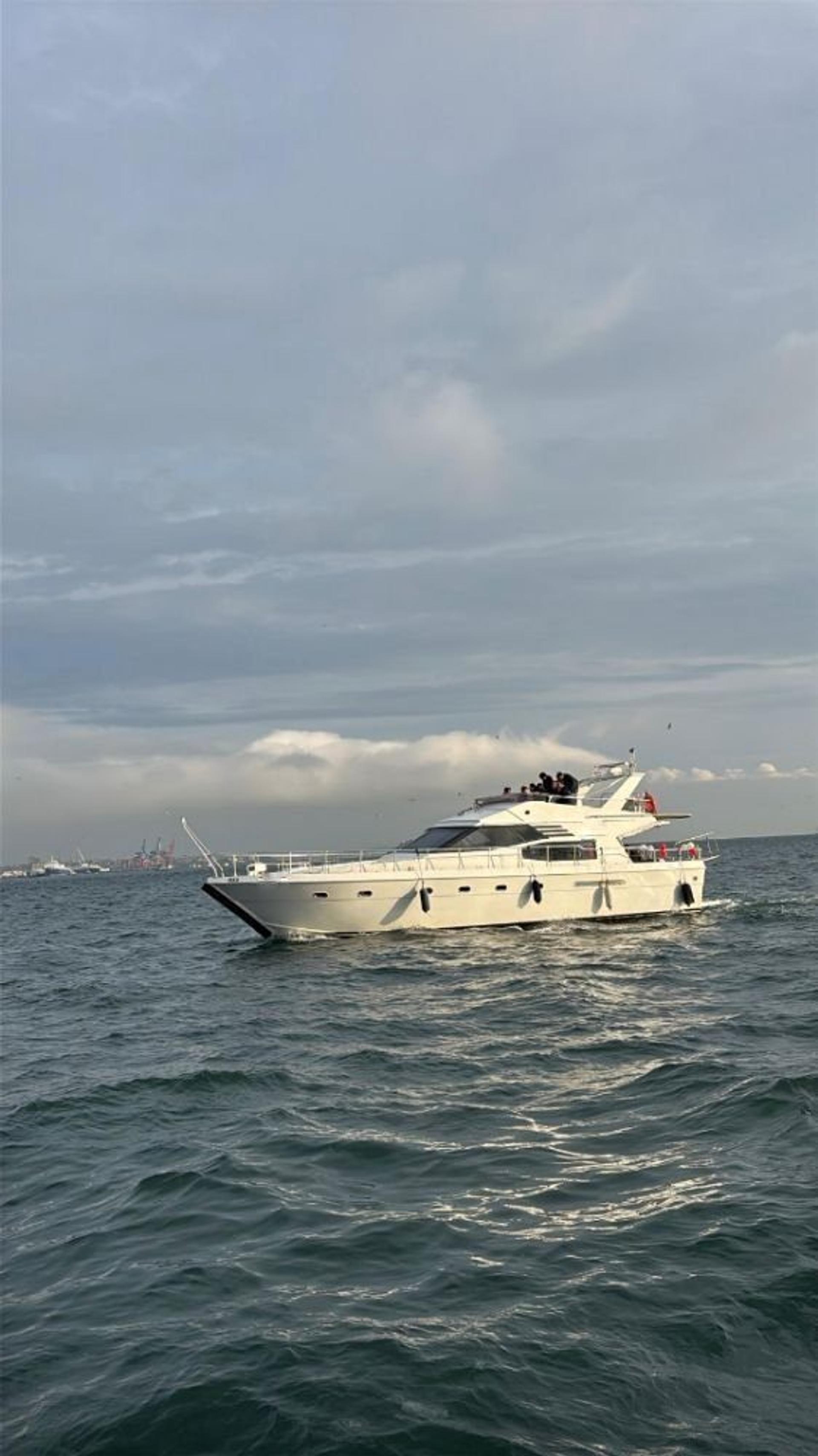 Kiralık Özel yapım 18m Motoryat - 958 - photo 11
