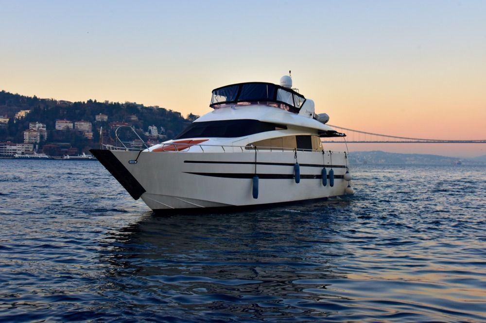 Rental Azimut 65 Fly 21m Motor Yacht - 64-1