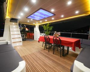 Özel yapım 24m Motoryat