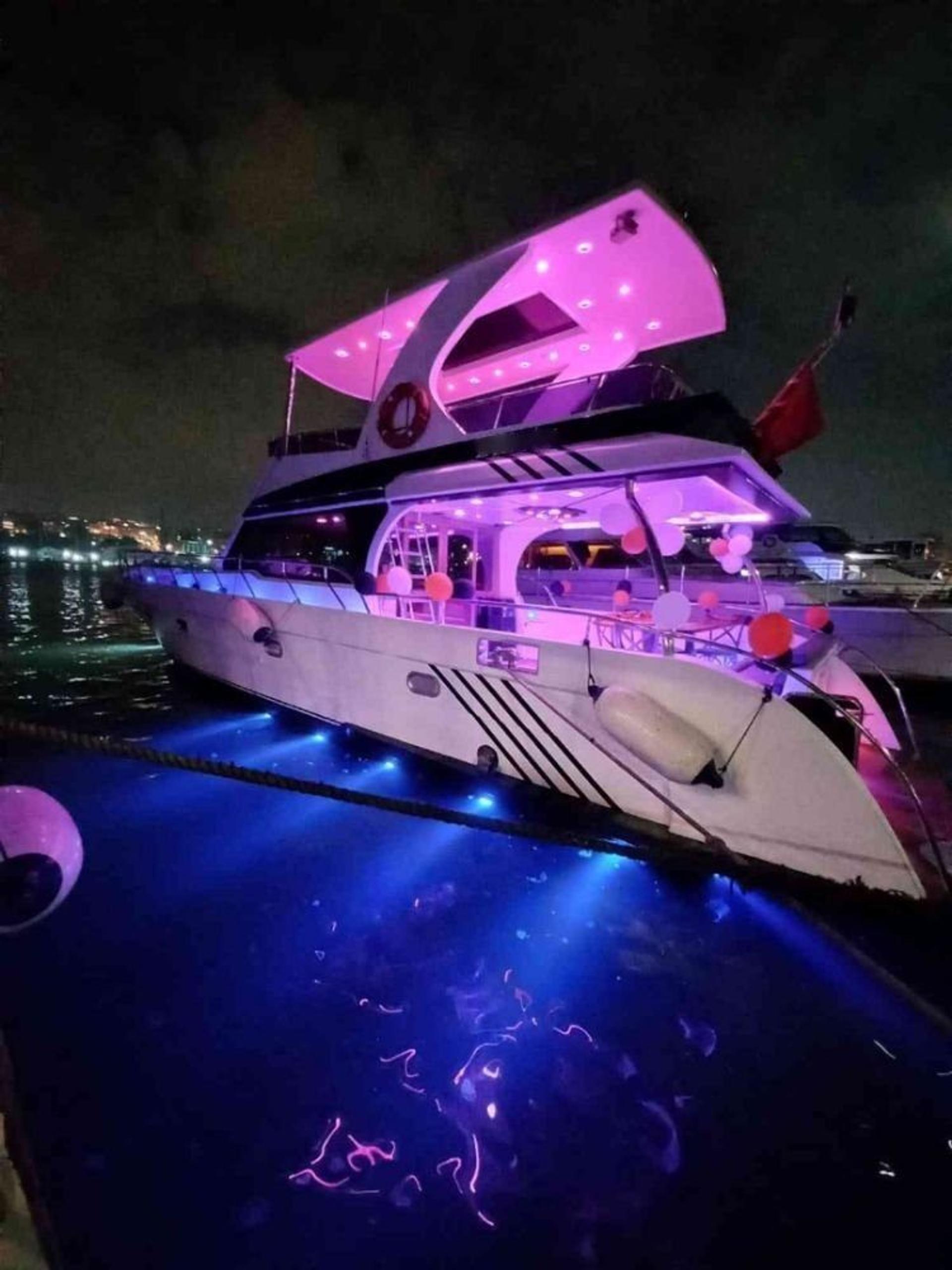Kiralık Özel yapım 16m Motoryat - 189 - photo 2