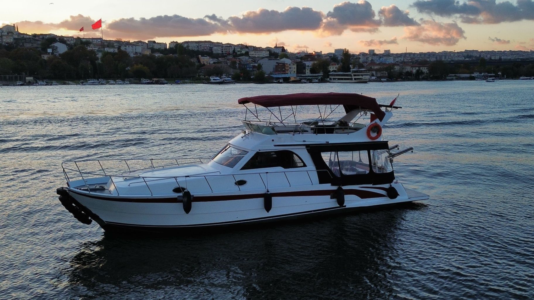 Özel yapım 14m Motoryat