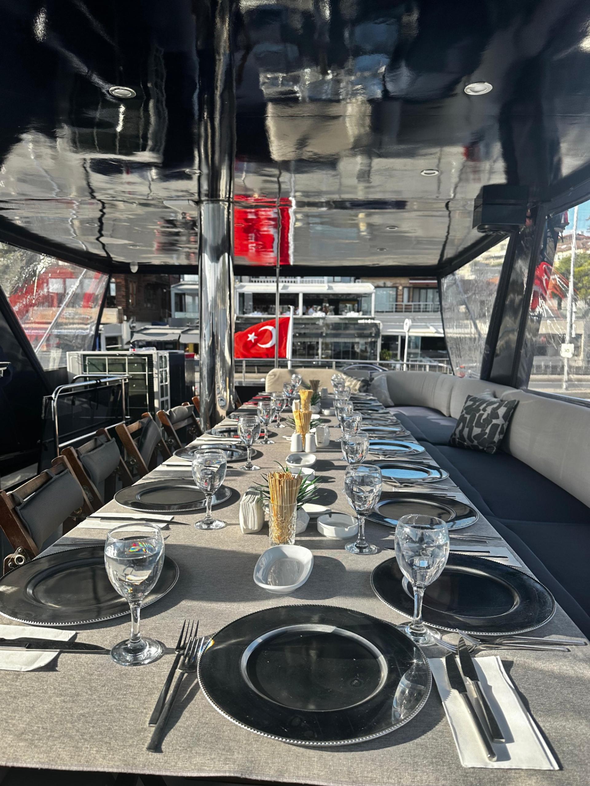 Rental Custom made 22m Motor Yacht - 152 - photo 17