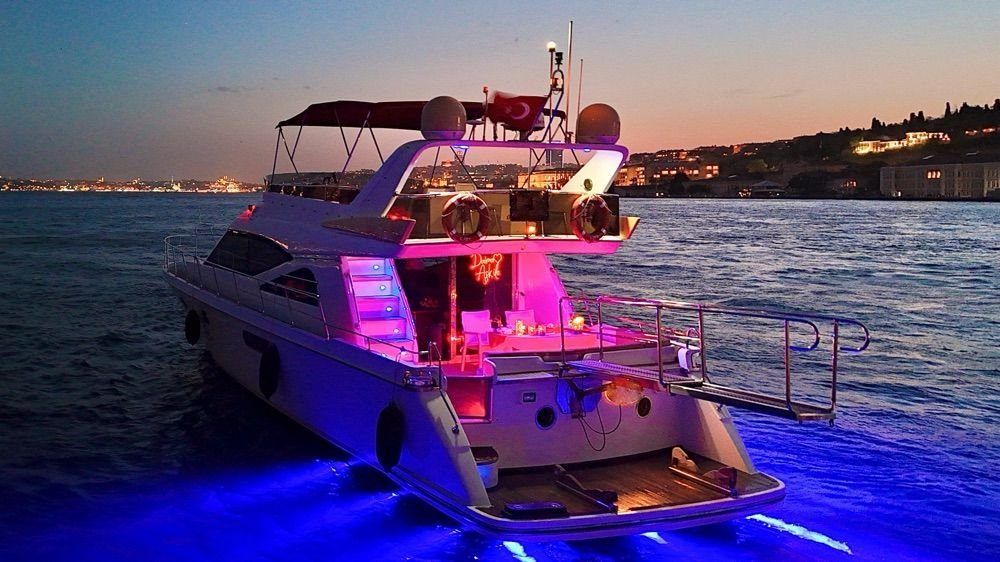 Özel yapım 18m Motoryat