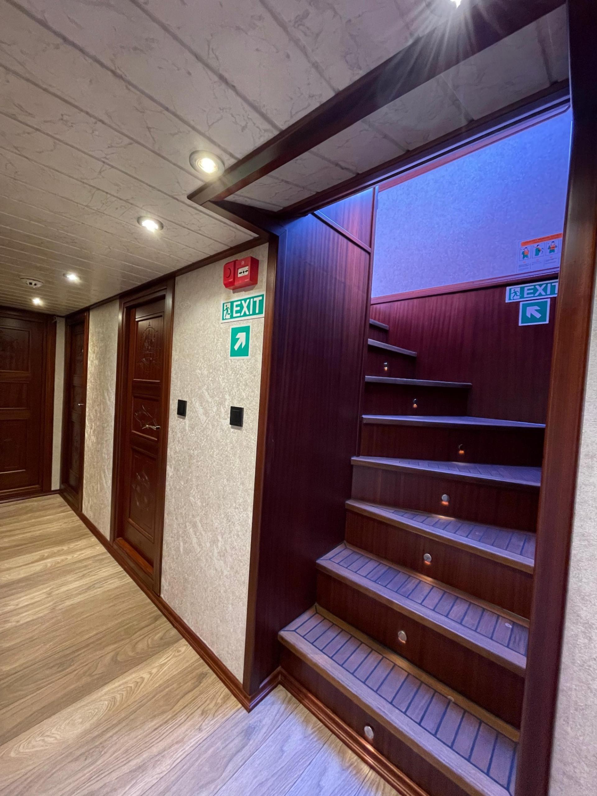 Kiralık Özel yapım 20m Motoryat - 707 - photo 25