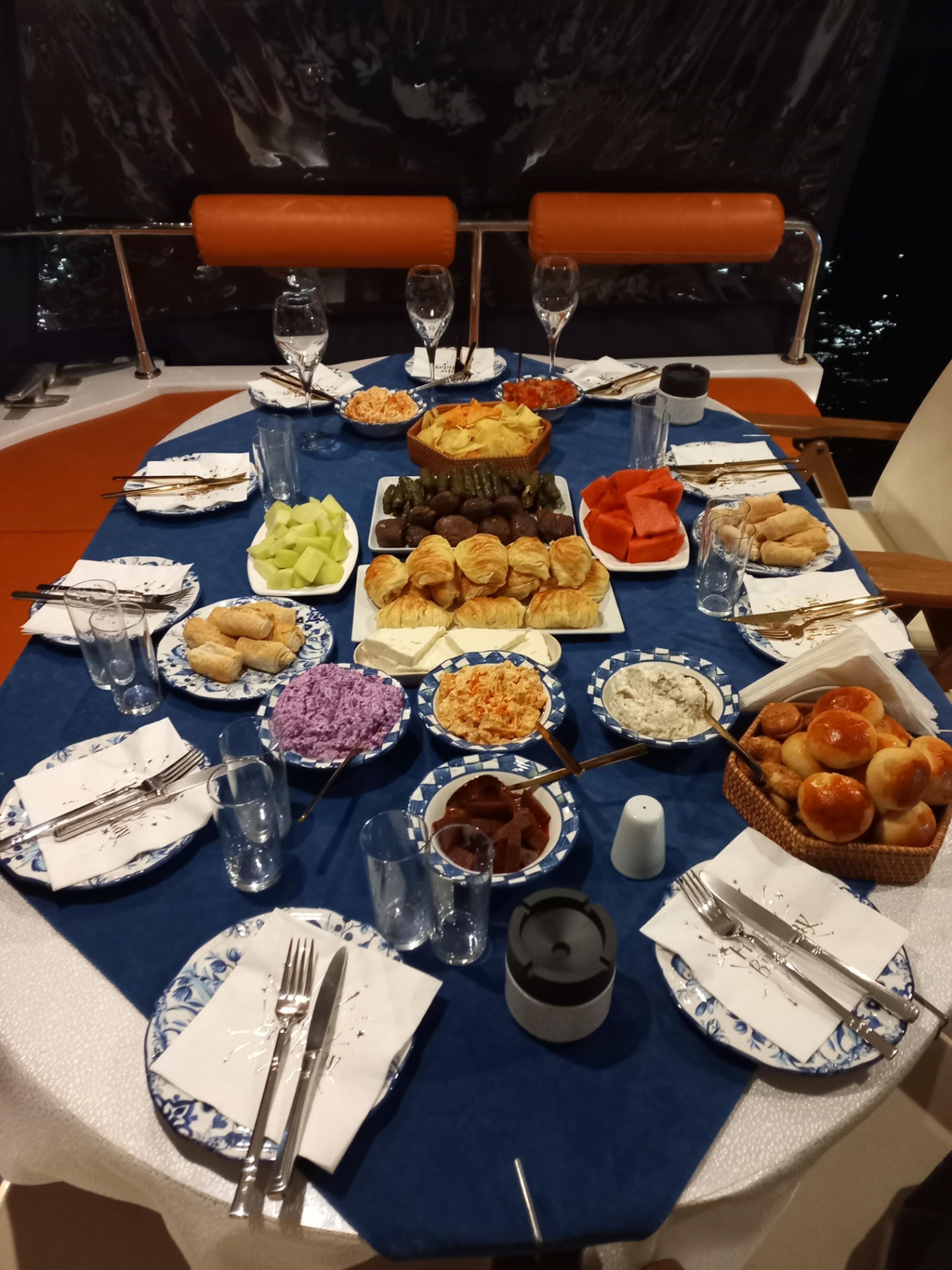 Kiralık Özel yapım 14m Motoryat - 30 - photo 7