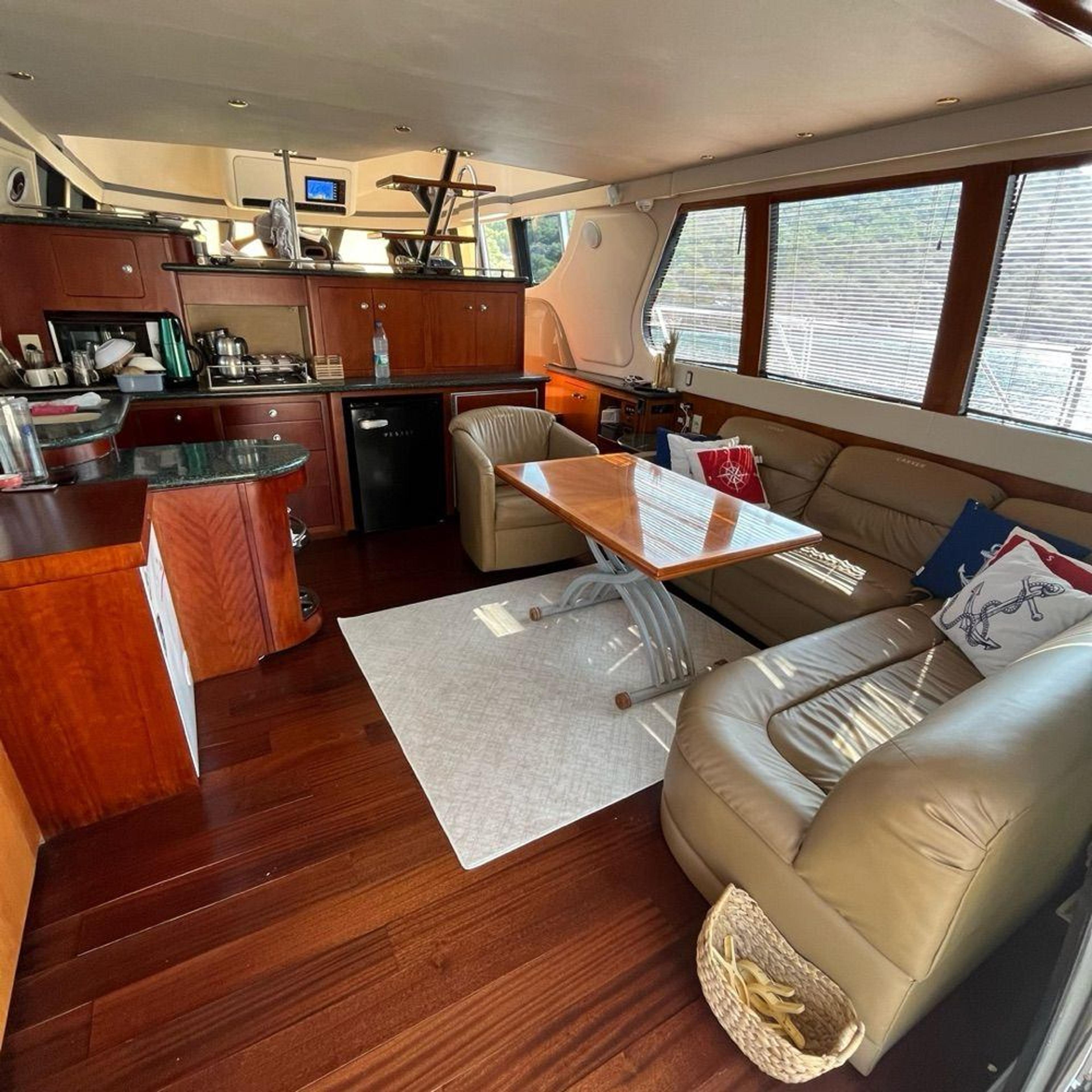 Rental Carver 17m Motor Yacht - 623 - photo 5