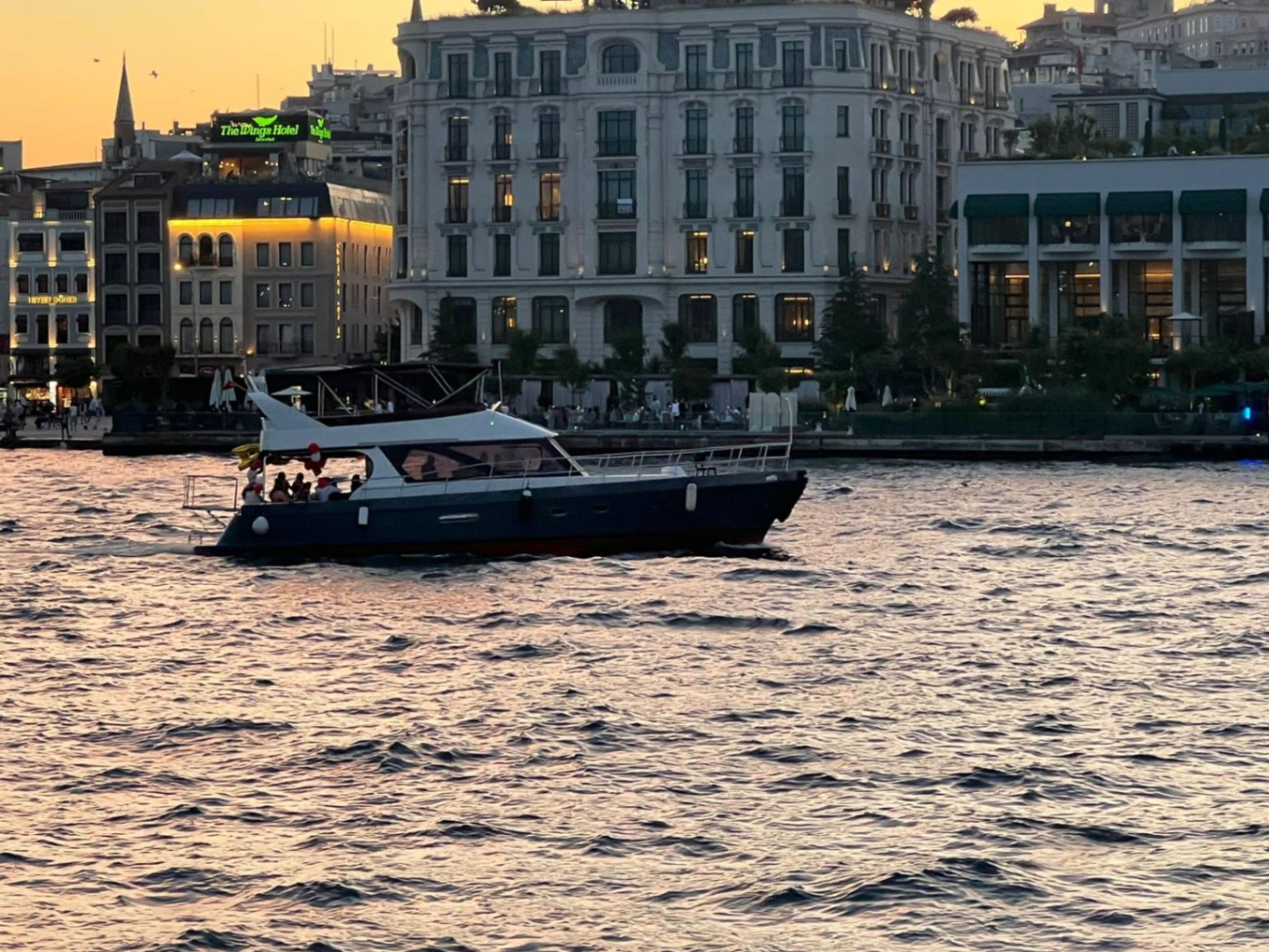 Kiralık Özel yapım 18m Motoryat - 319 - photo 3