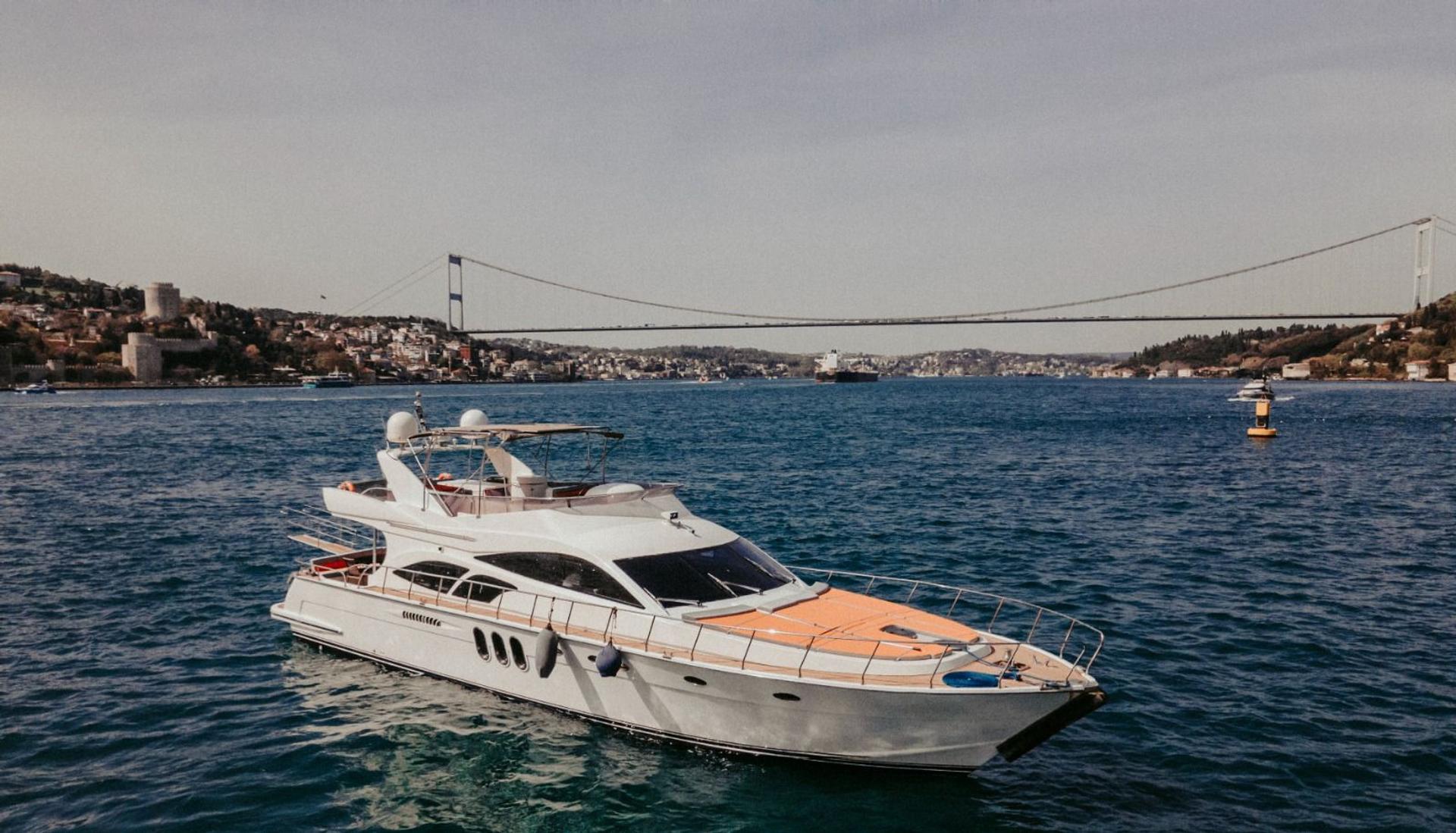 Kiralık Azimut 22m Motoryat - 227 - photo 1