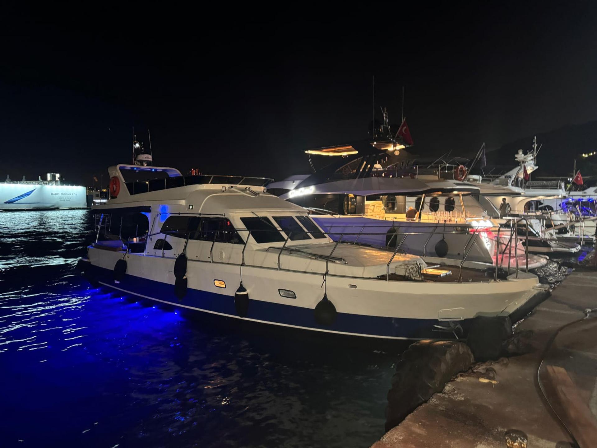 Kiralık Özel yapım 16m Motoryat - 219 - photo 13