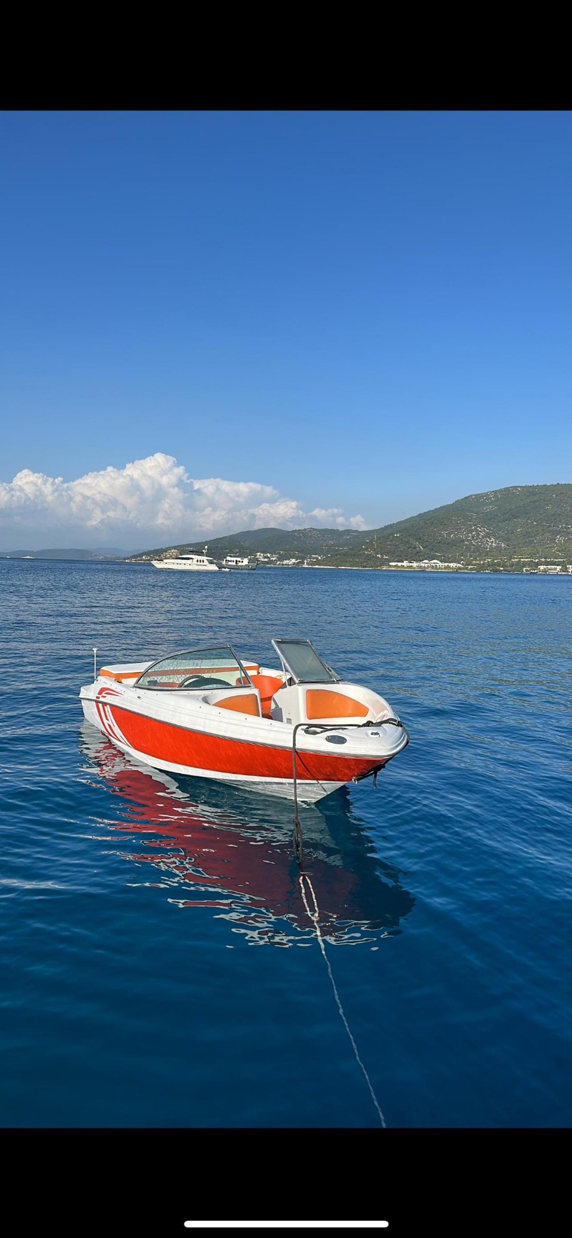 Rental Sea Ray 6m Speedboat - 522 - photo 1