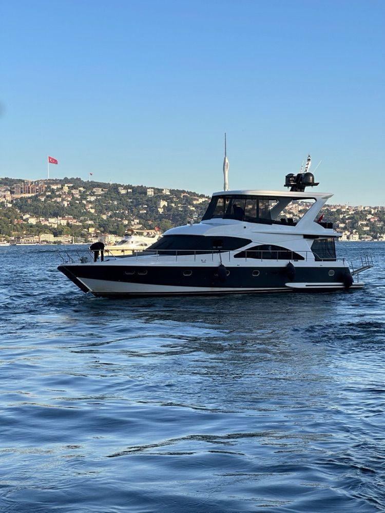 Rental Custom made 19m Motor Yacht - 292-14