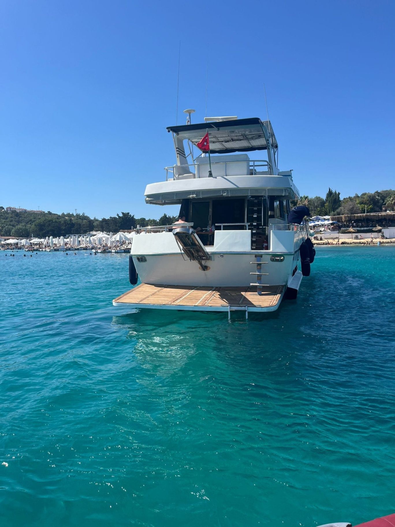 Canados 20m Motor Yacht