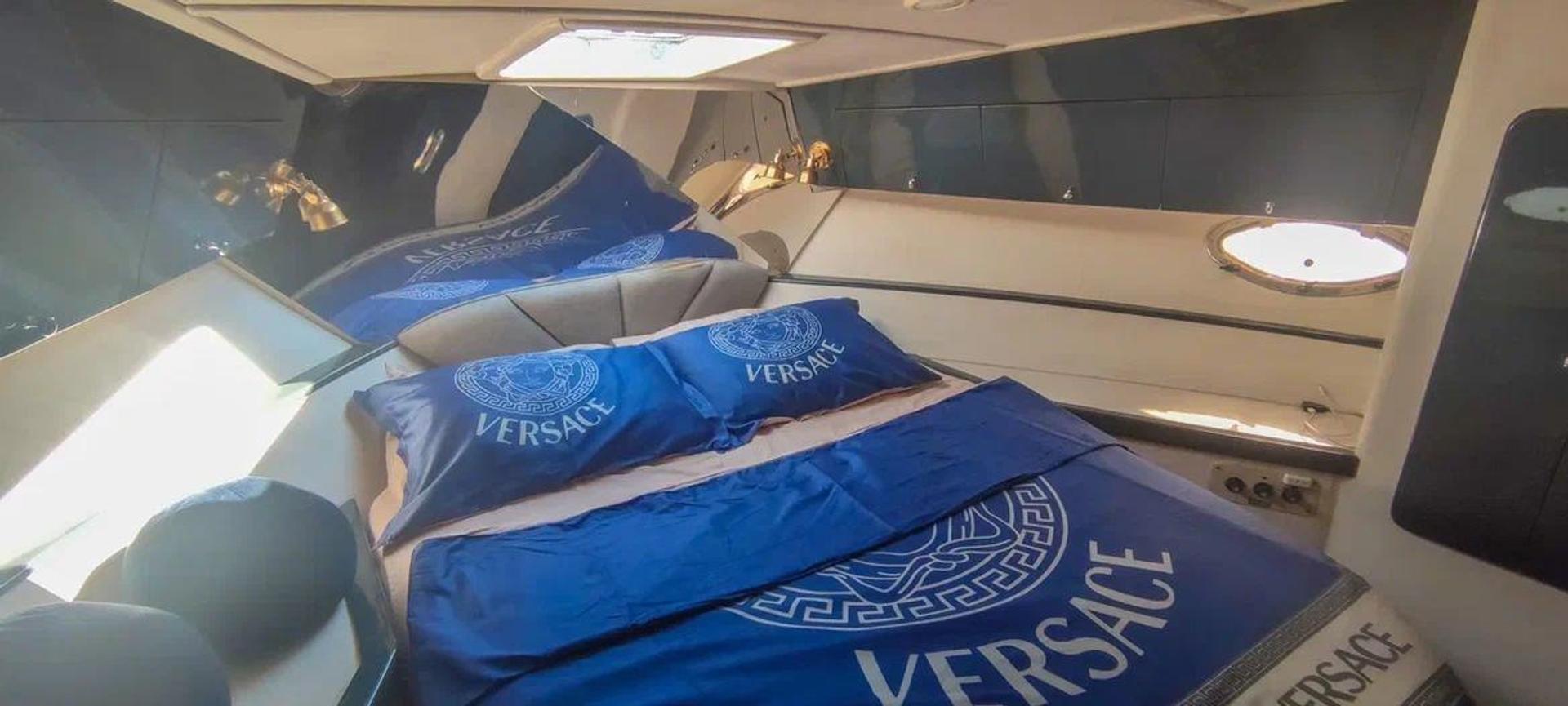 Rental Eurocraft 13m Motor Yacht - 566 - photo 18