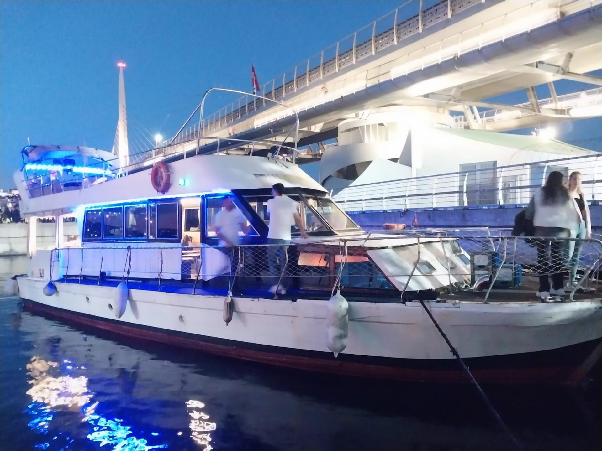 Rental Custom made 16m Motor Yacht - 33 - photo 20