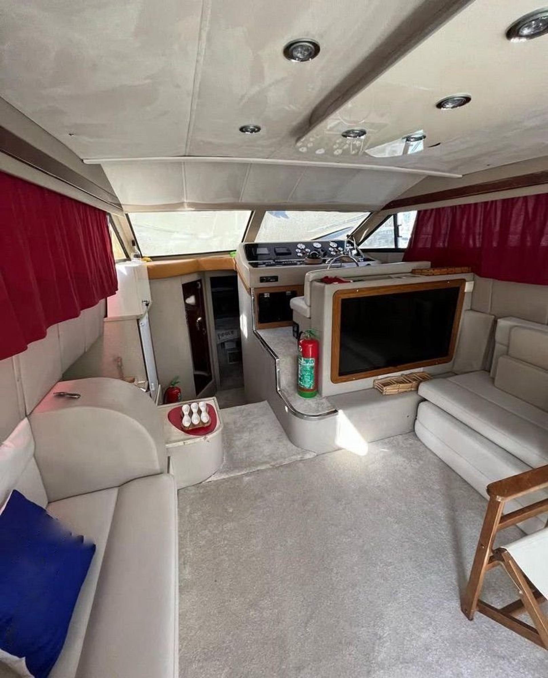 Rental Eurocraft 14m Motor Yacht - 963 - photo 16