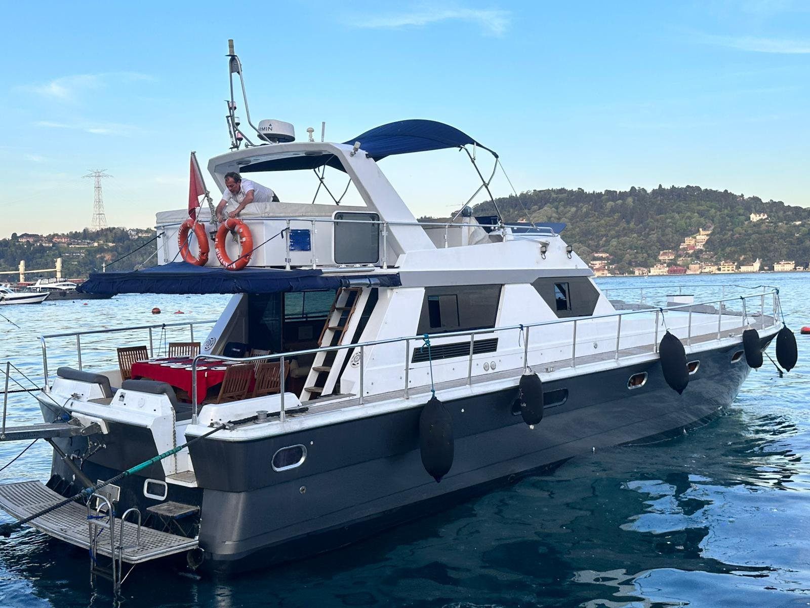 Özel yapım 18m Motoryat