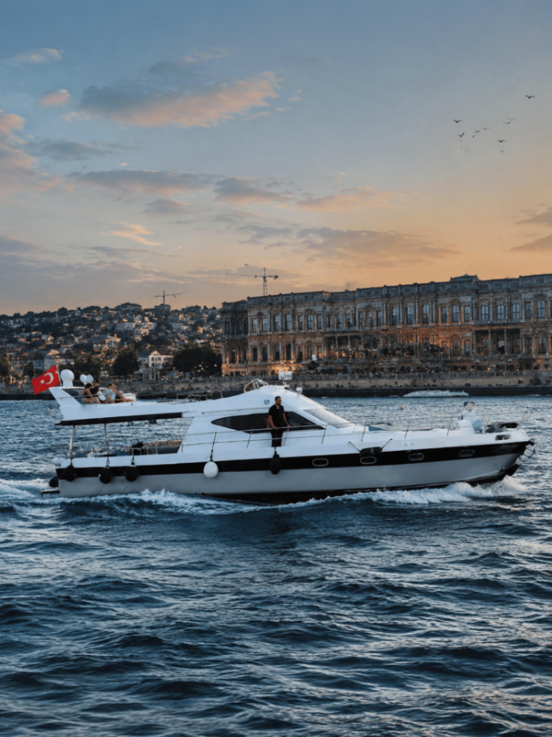 Rental Custom made 16m Motor Yacht - 1150 - photo 2