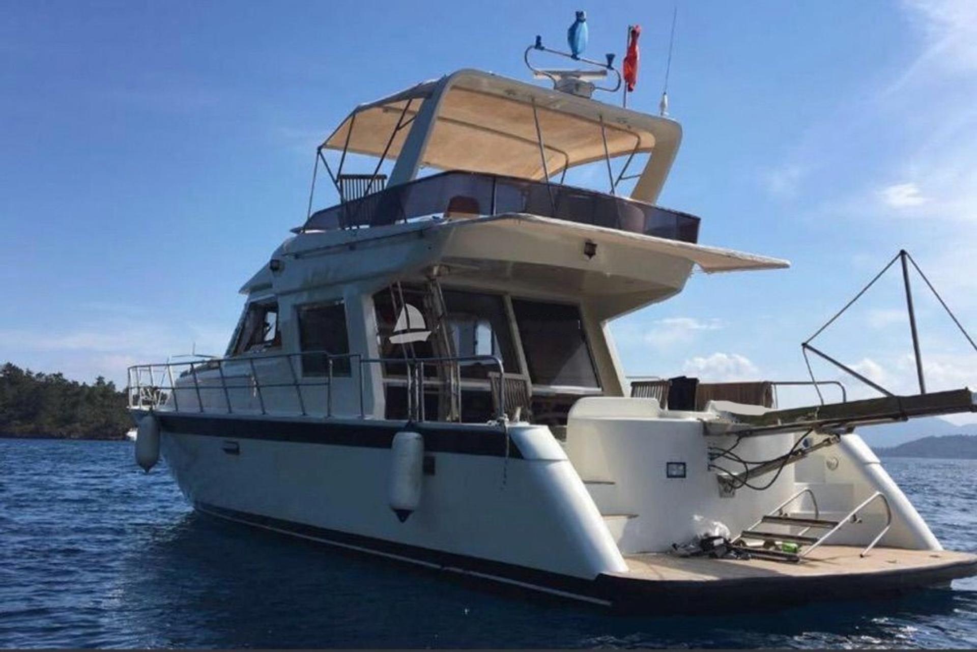 Rental Custom made 14m Motor Yacht - 611 - photo 5