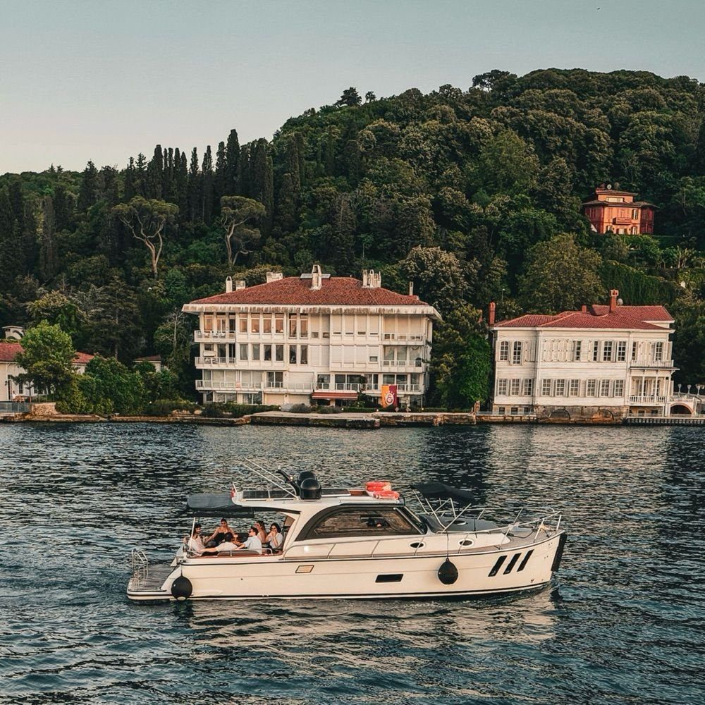 Custom made 12m Motor Yacht