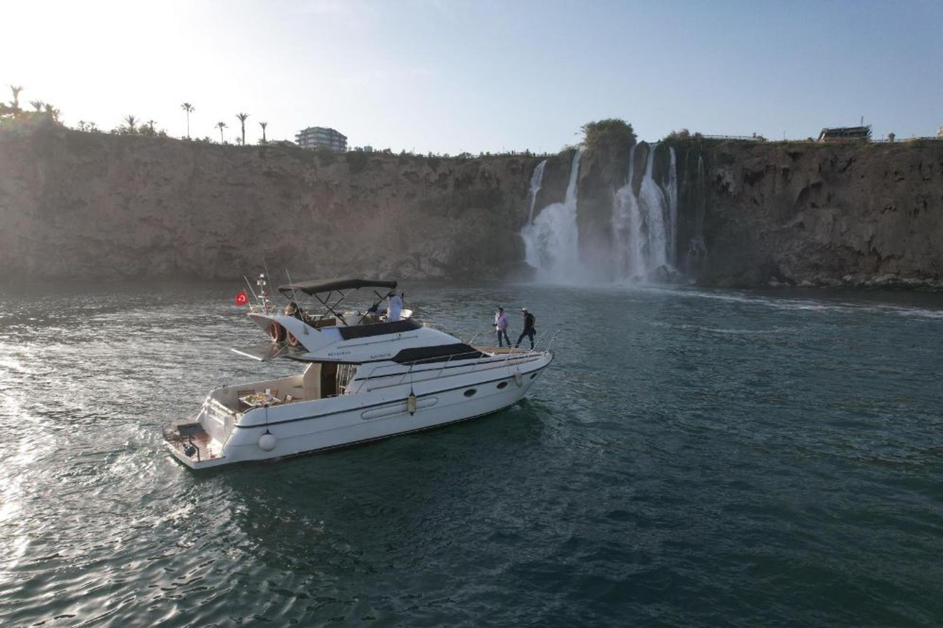 Rental Eurocraft 13m Motor Yacht - 566 - photo 32