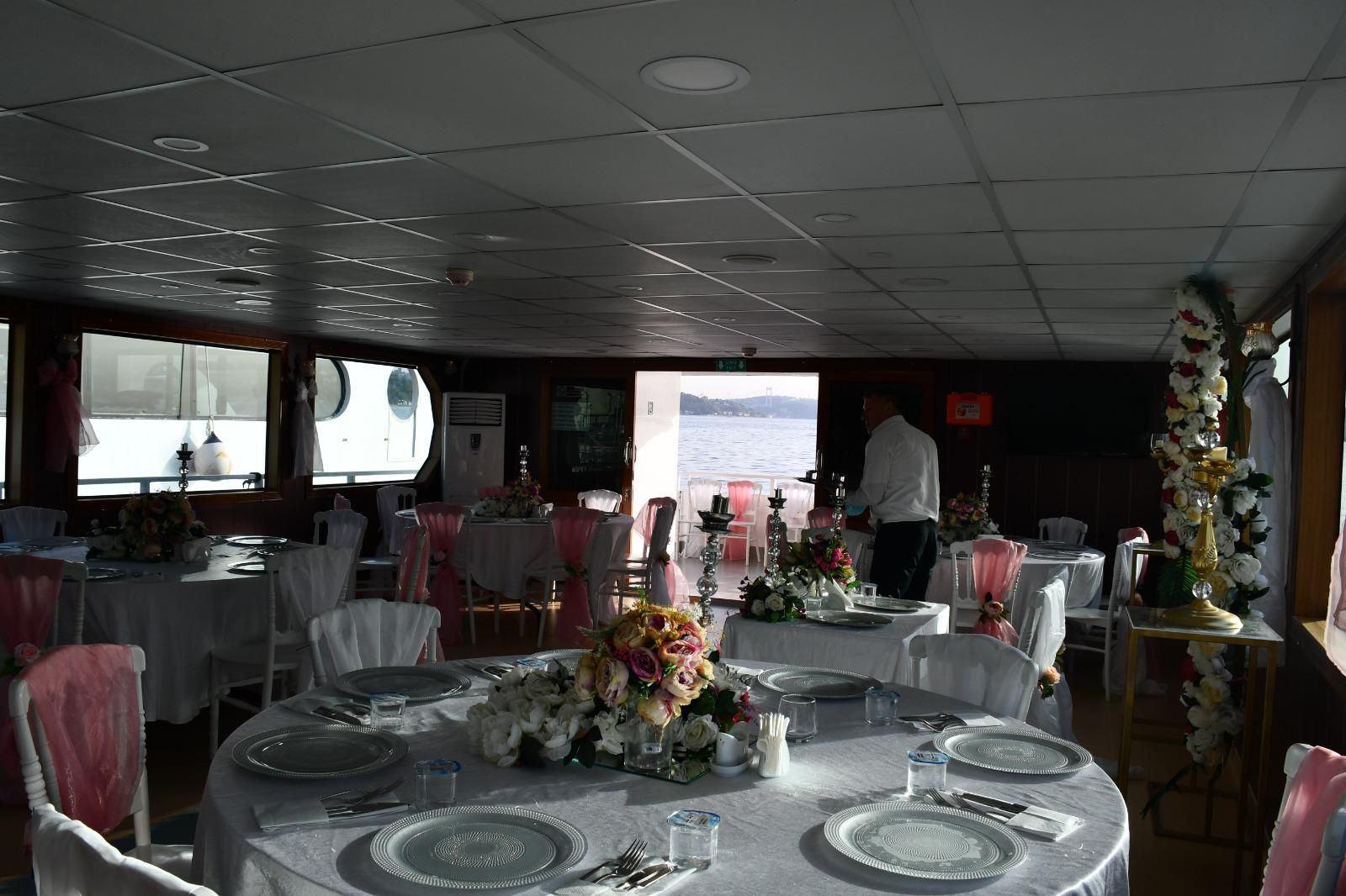 Rental Custom made 20m Party Boat - 432-7