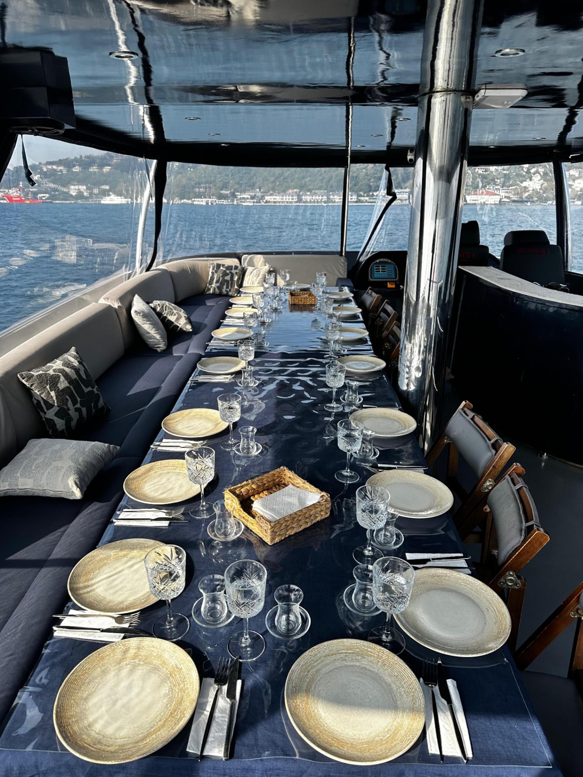 Rental Custom made 22m Motor Yacht - 152 - photo 16