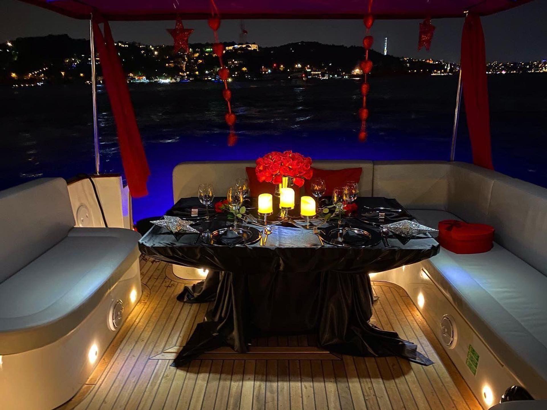 Rental Custom made 12m Motor Yacht - 398 - photo 16