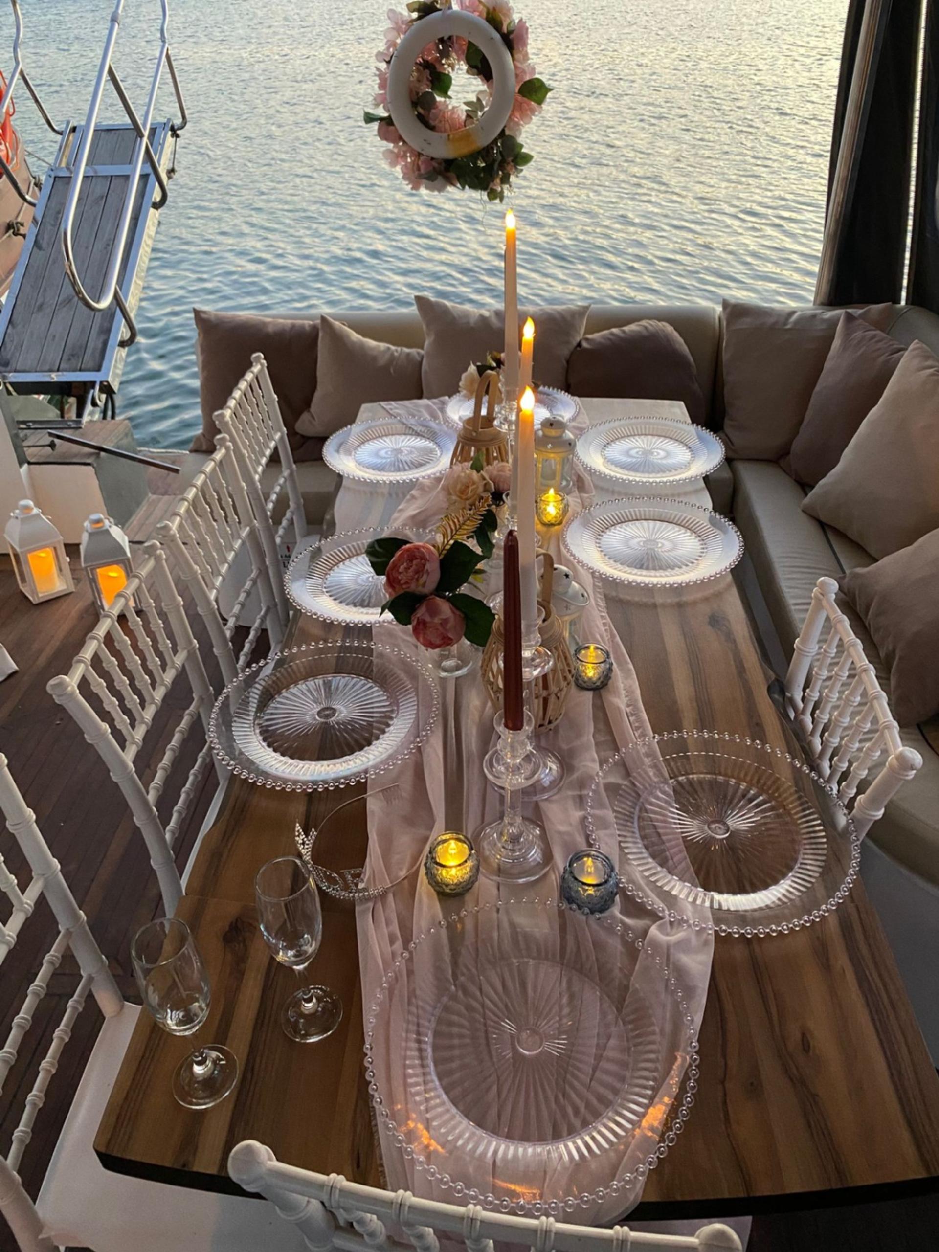 Rental Custom made 12m Motor Yacht - 881 - photo 16