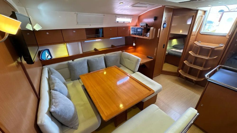 Bavaria 14m Yelkenli