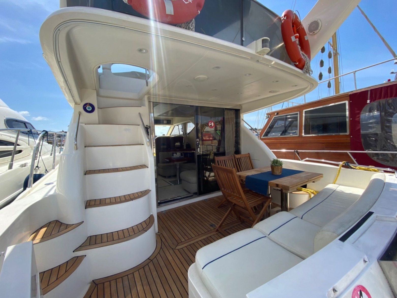 Princess 16m Motoryat
