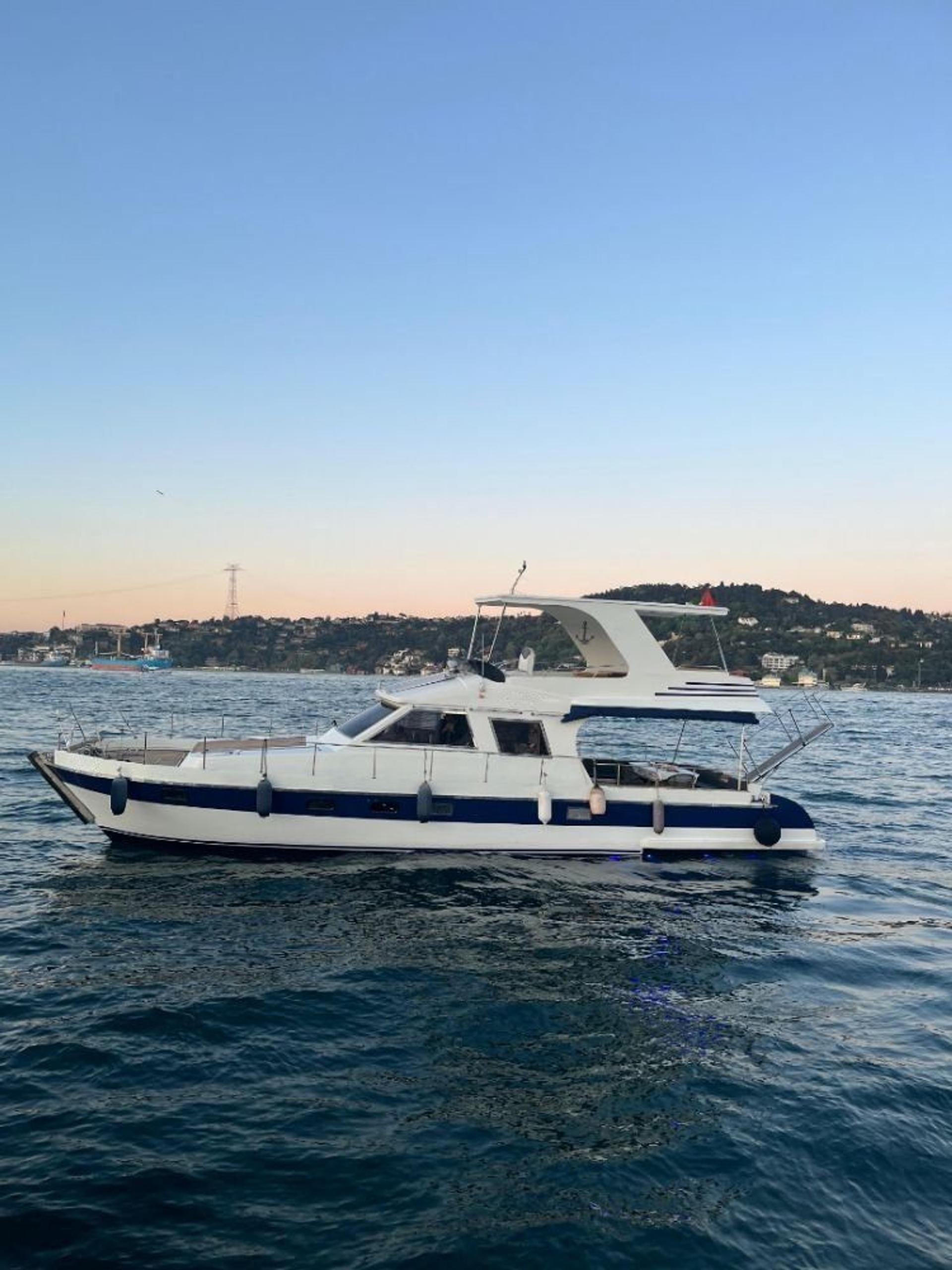 Kiralık Özel yapım 14m Motoryat - 842 - photo 4
