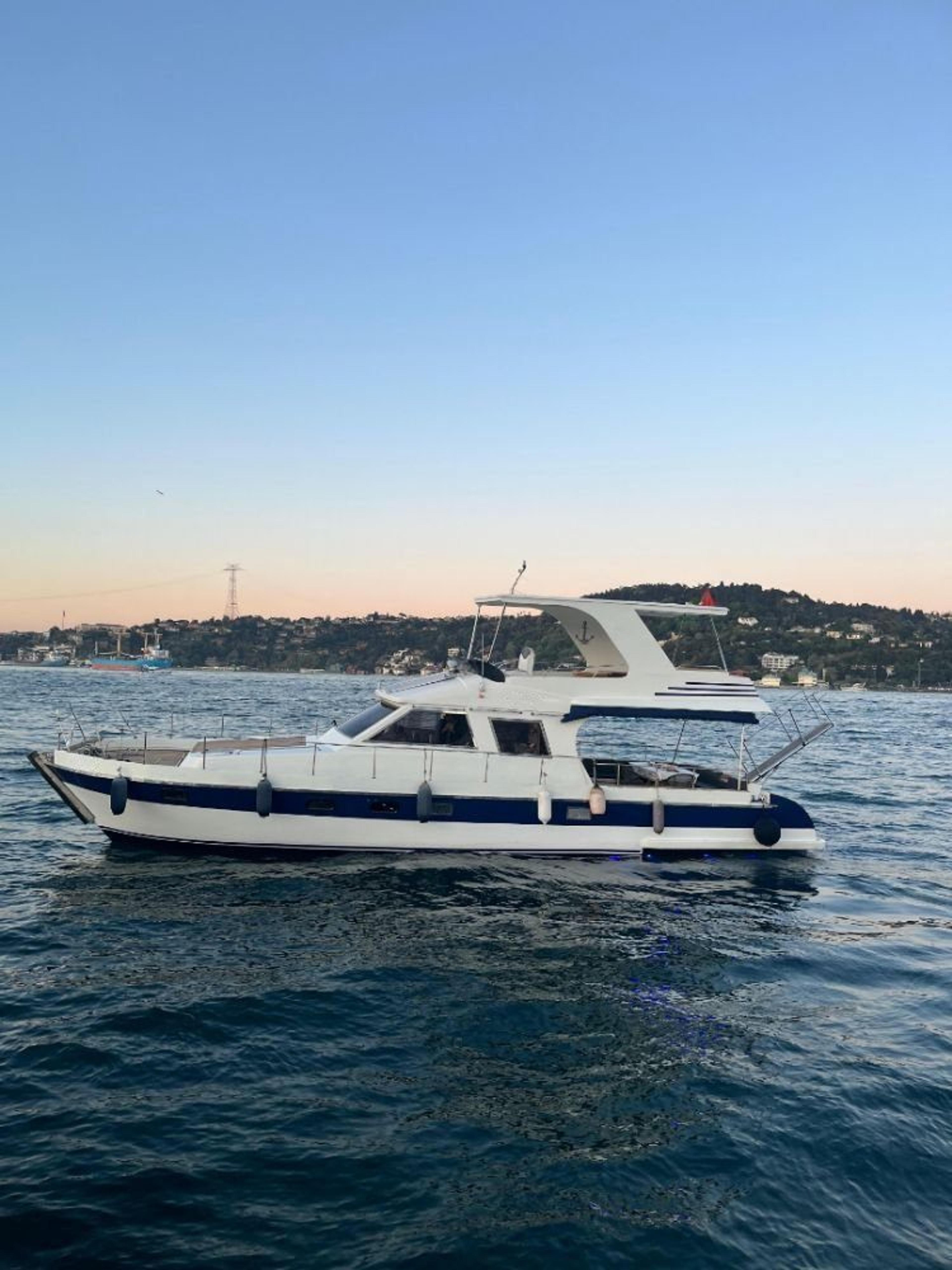 Kiralık Özel yapım 14m Motoryat - 842 - photo 4