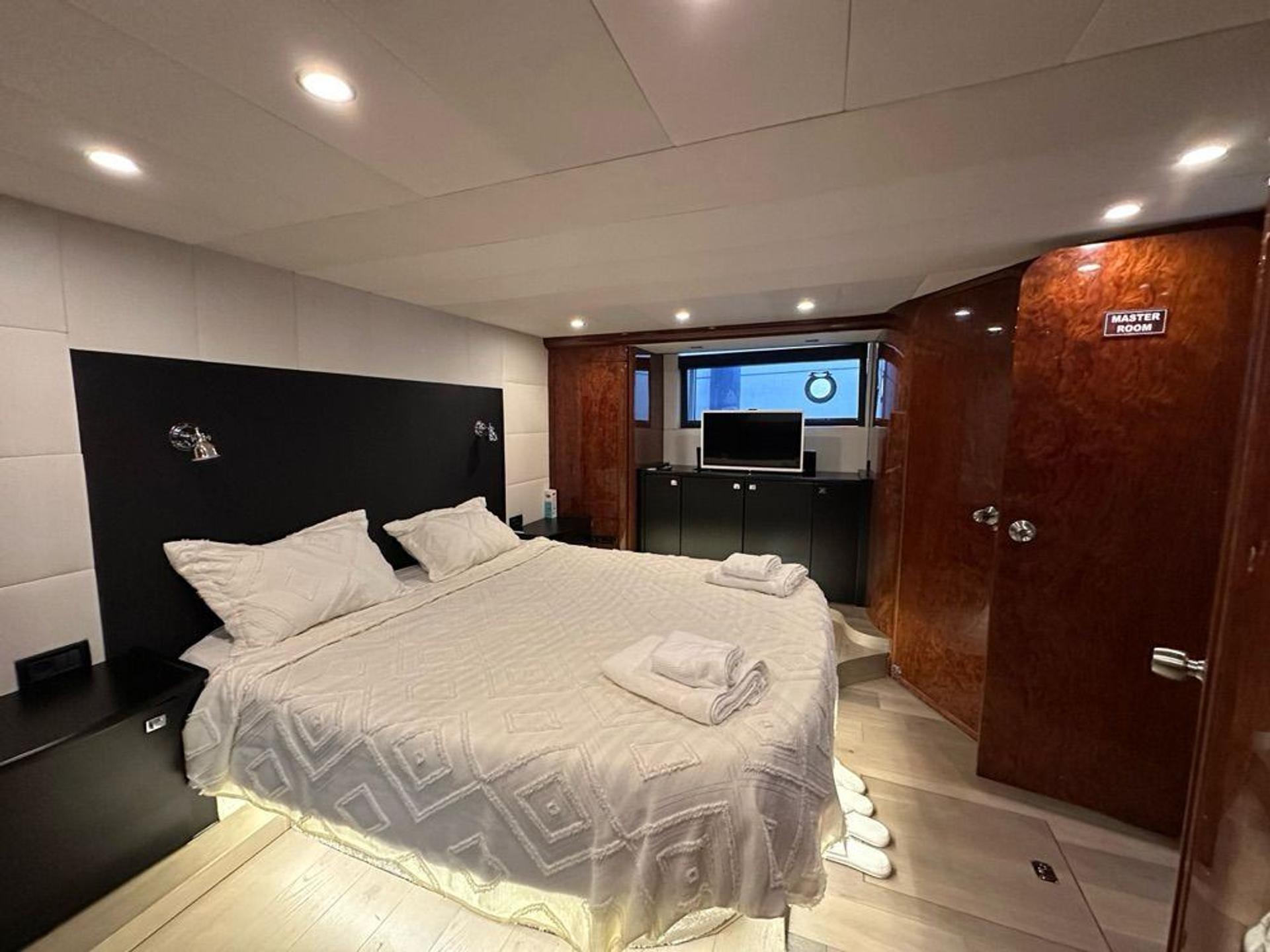 Kiralık Bilgin 26m Motoryat - 826 - photo 20