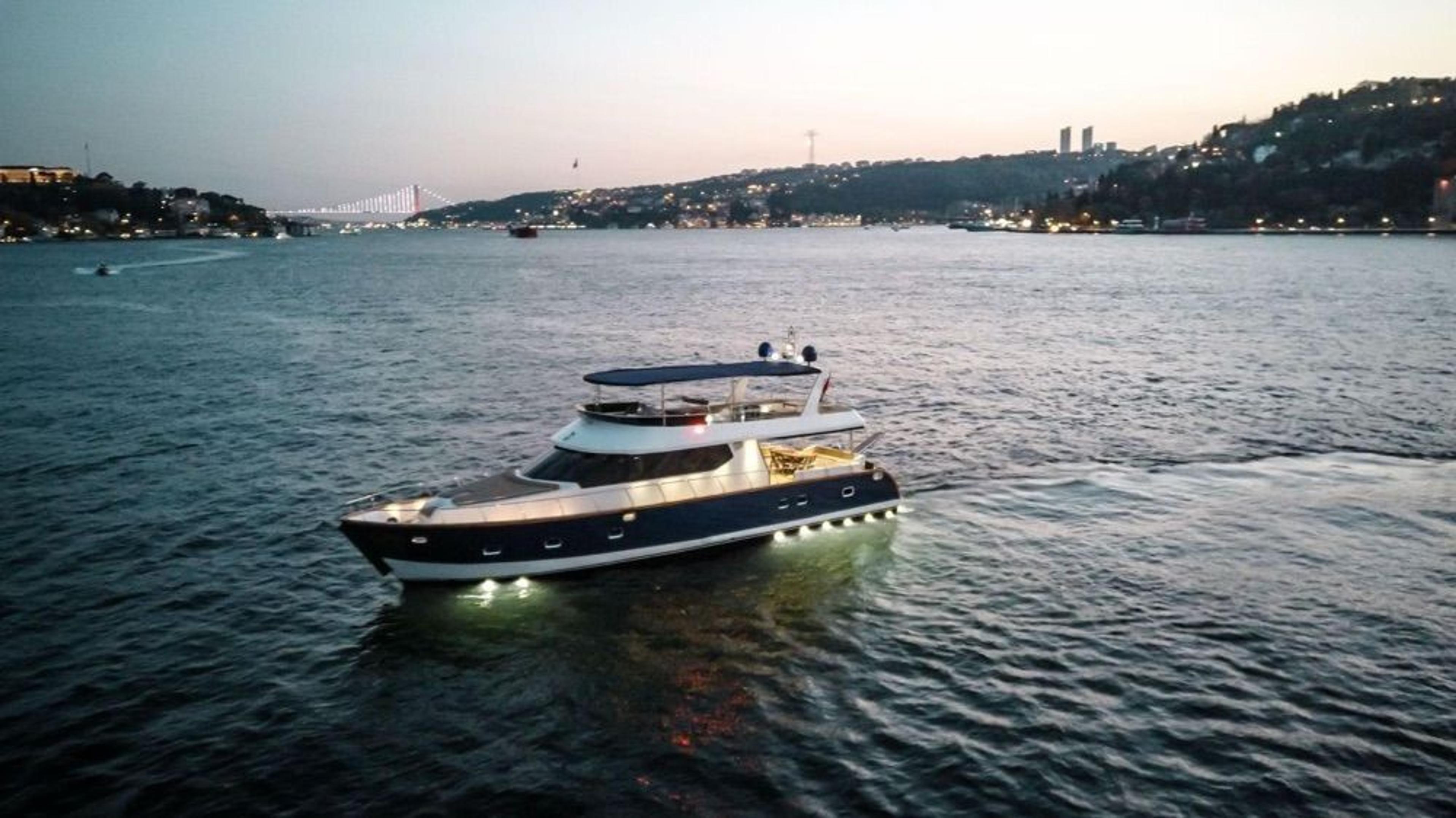 Rental Custom made 23m Motor Yacht - 372 - photo 20
