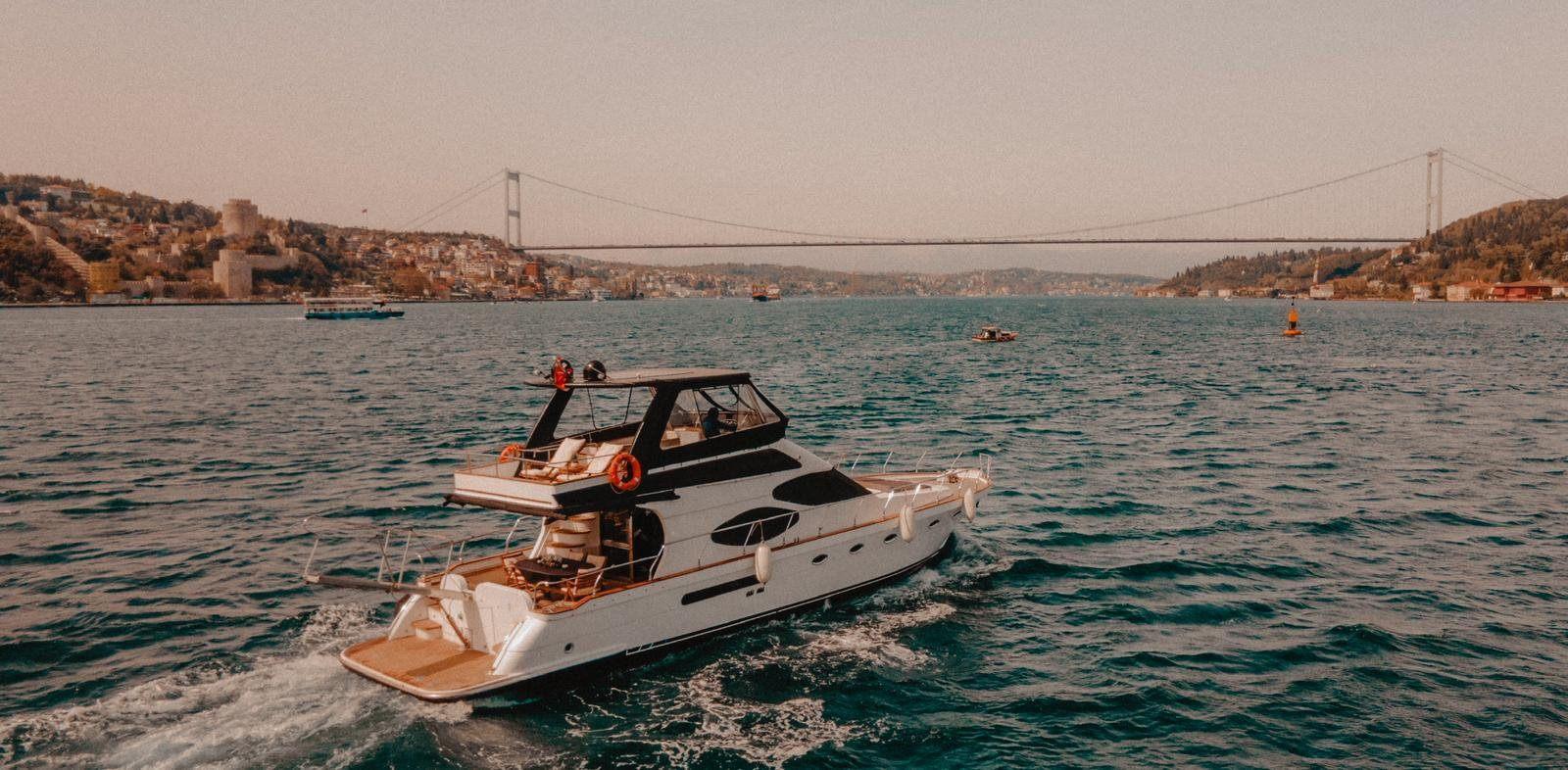 Kiralık Özel yapım 18m Motoryat - 49-0