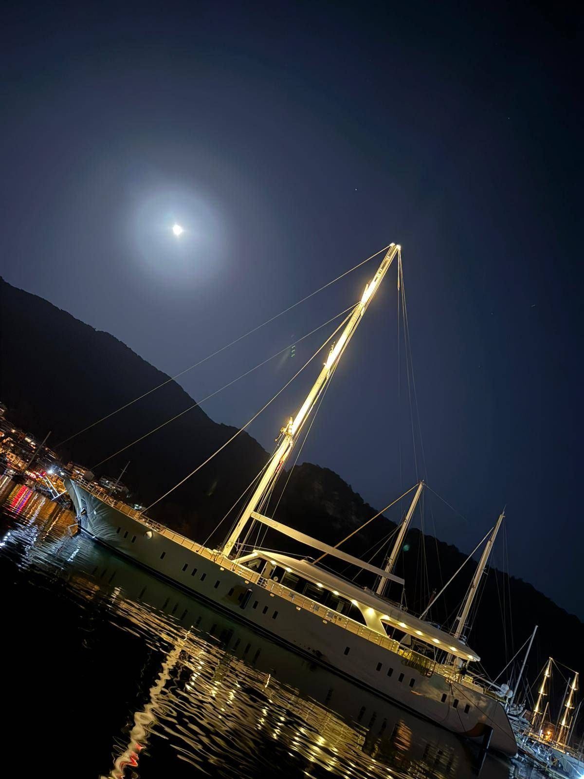 Özel yapım 42m Gulet