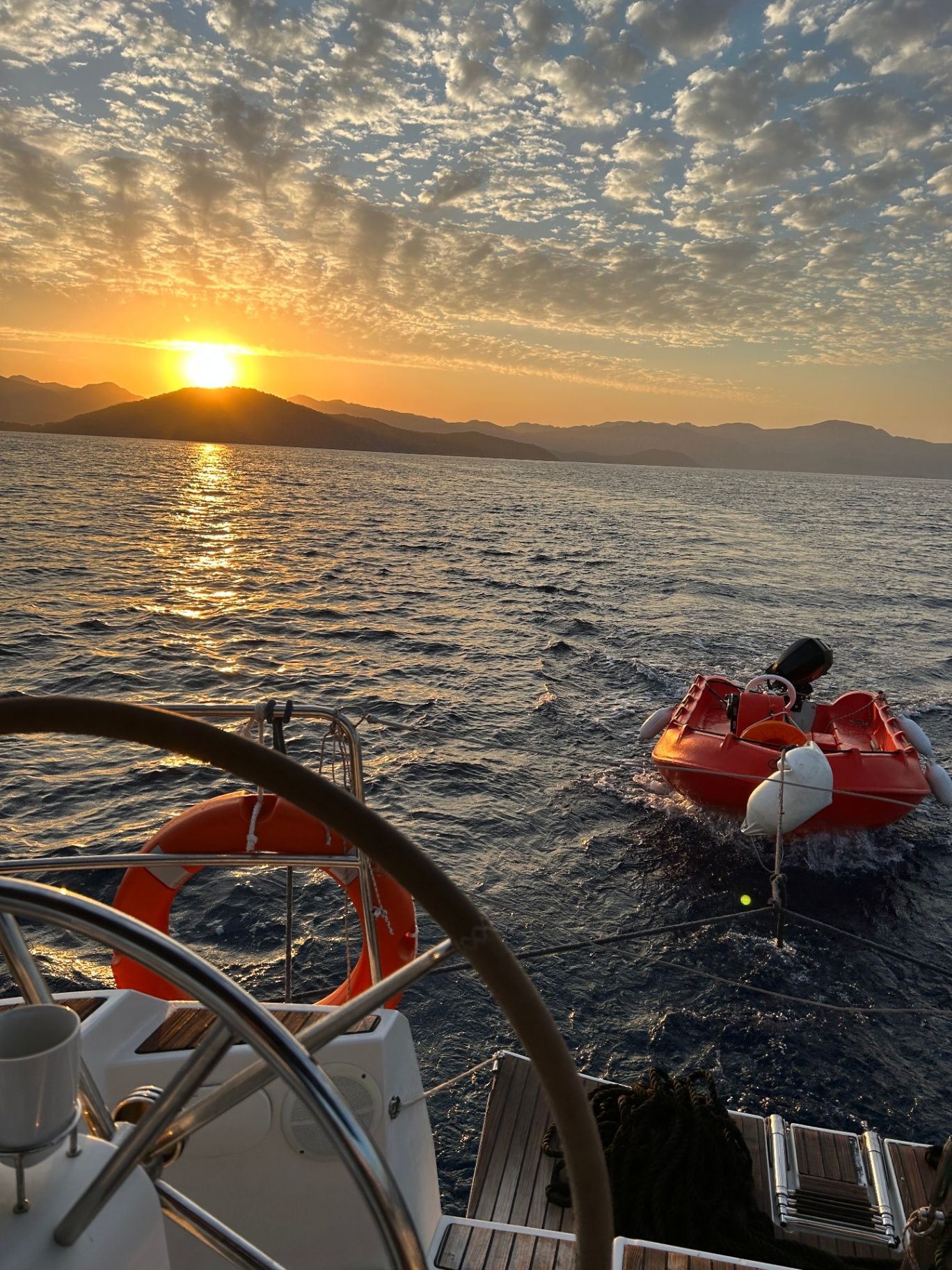 Jeanneau 14m Yelkenli