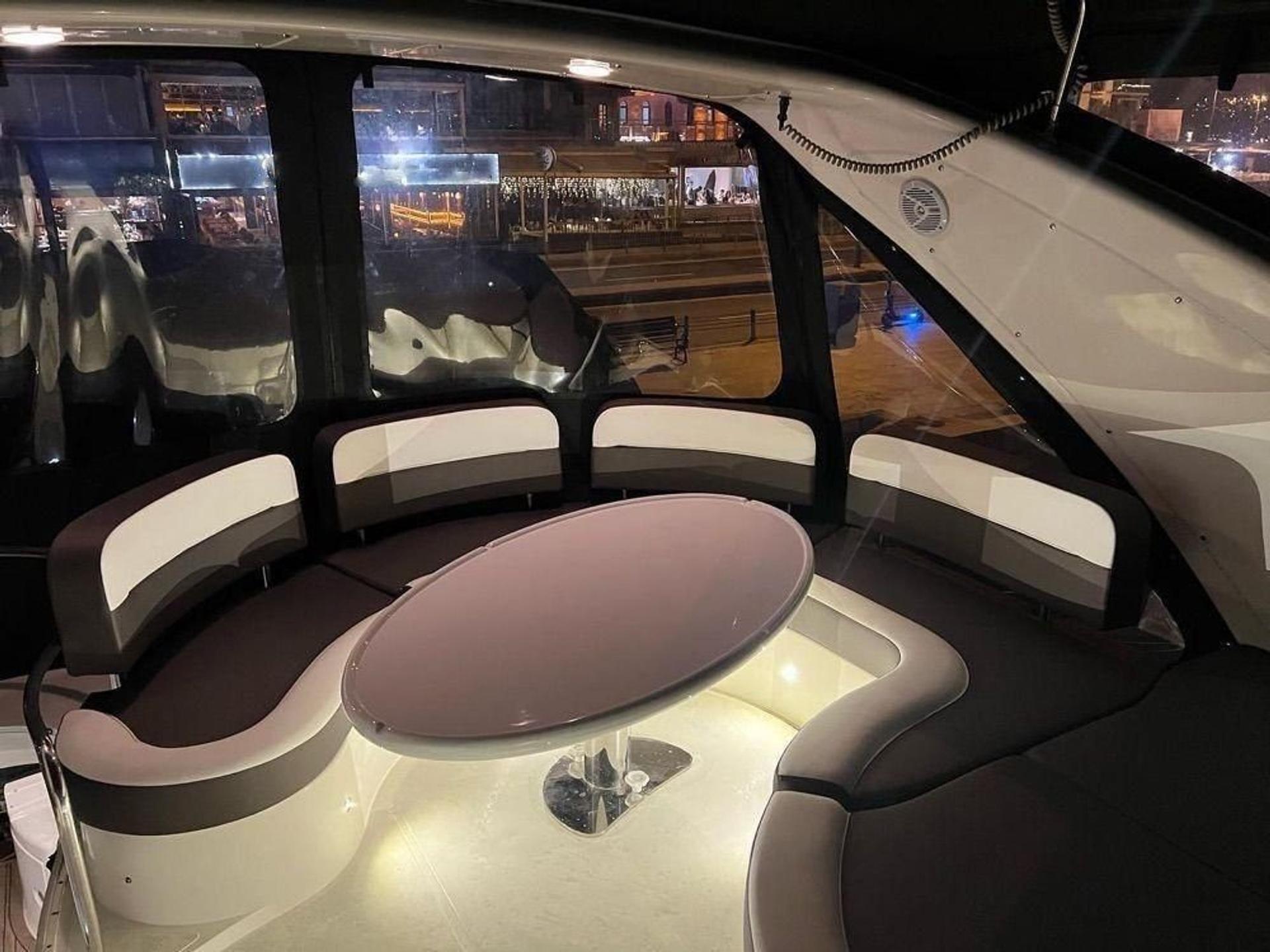 Kiralık Azimut 22m Motoryat - 347 - photo 19