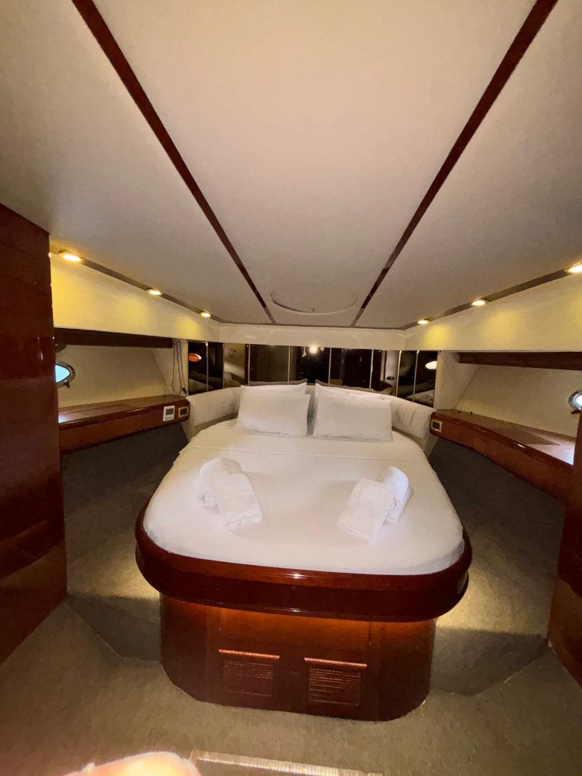 Princess 18m Motoryat