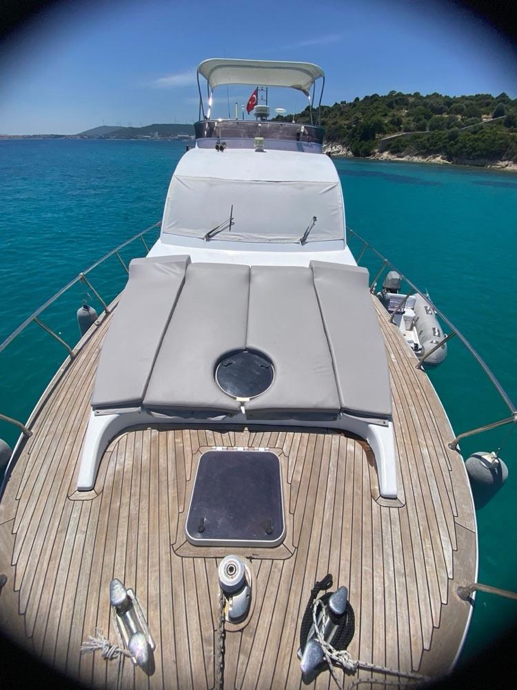 Rental Custom made 14m Motor Yacht - 547-17