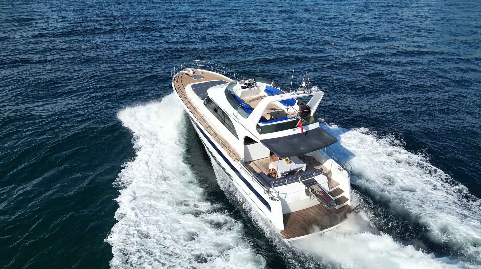 Rental Custom made 17m Motor Yacht - 35-6