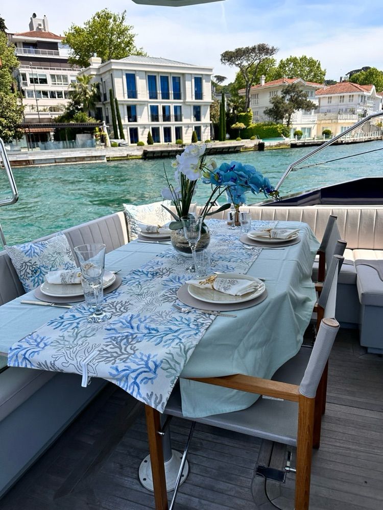 Özel yapım 14m Motoryat