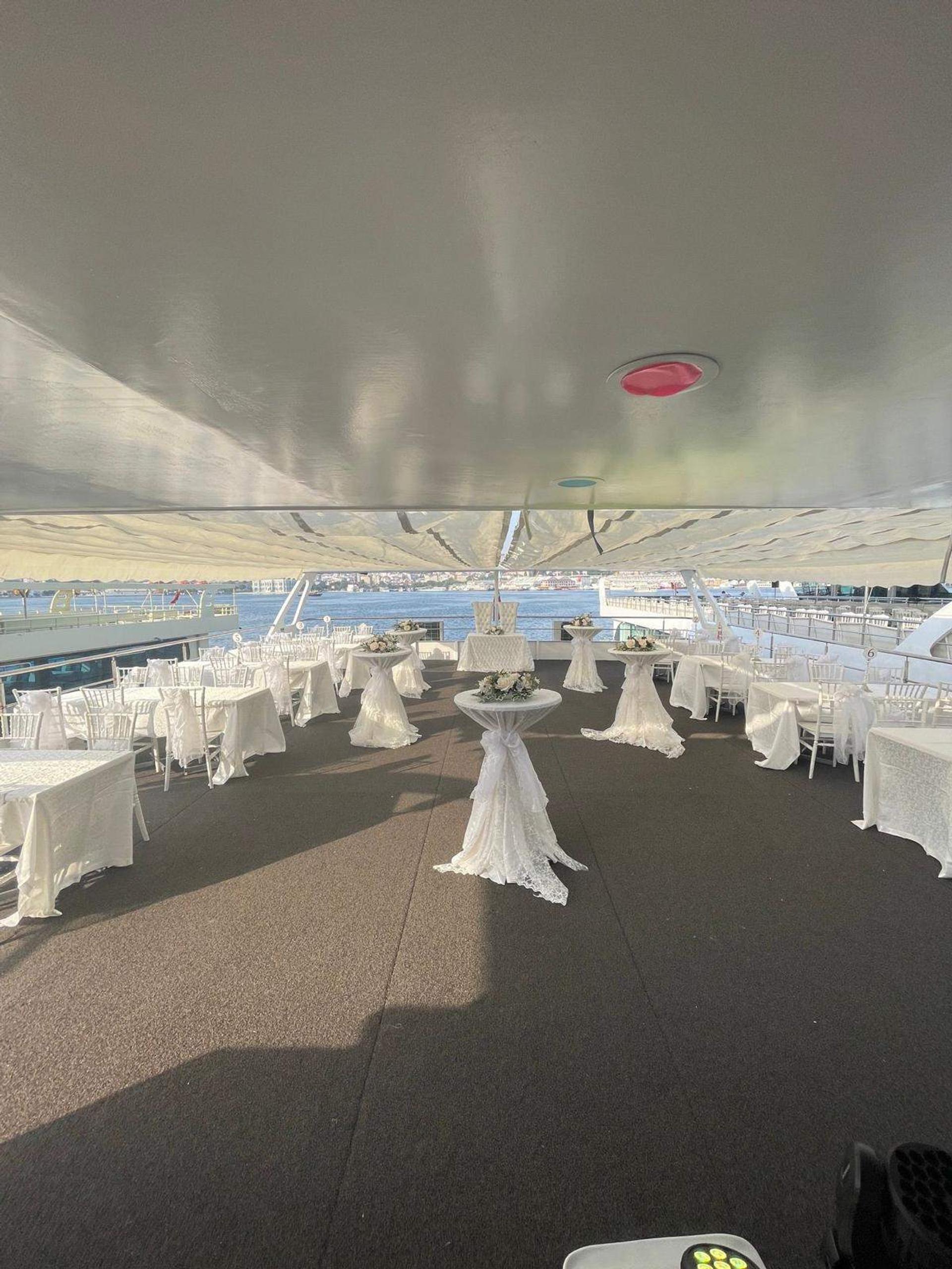 Rental Custom made 24m Party Boat - 1025 - photo 6