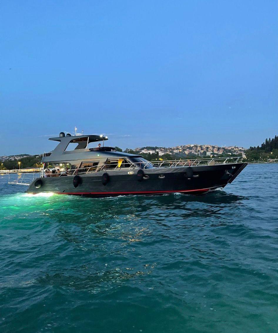 Rental Custom made 20m Motor Yacht - 78-9