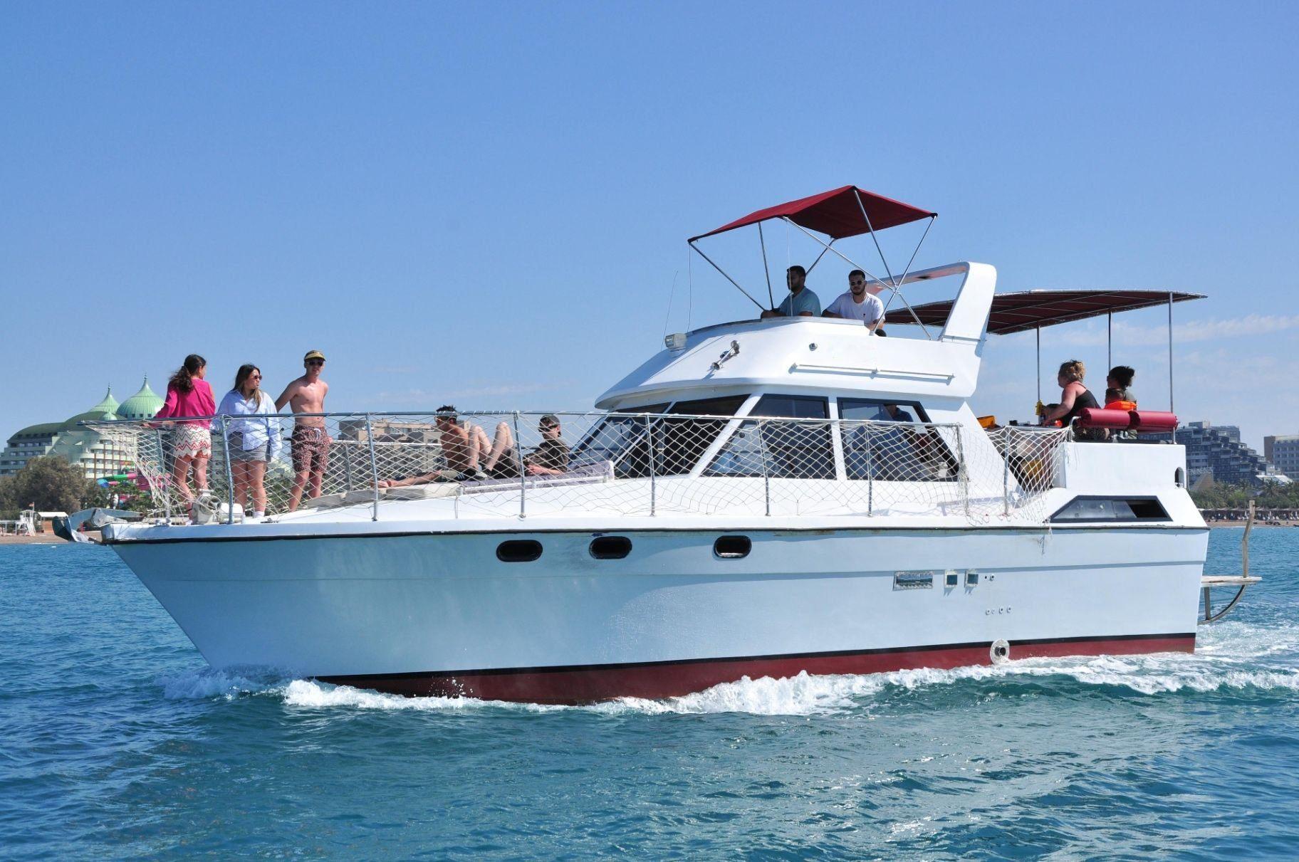 Rental Custom made 13m Motor Yacht - 844-3