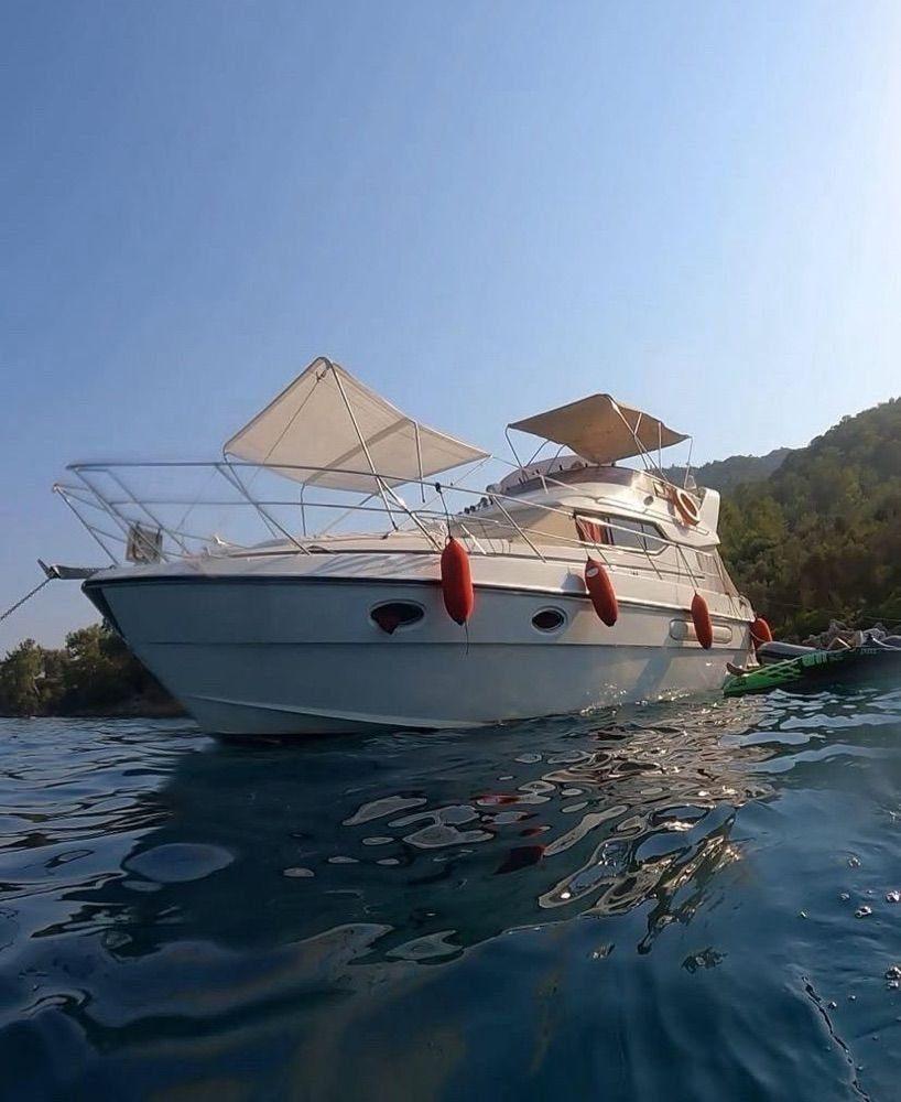 Rental Eurocraft 14m Motor Yacht - 963-2