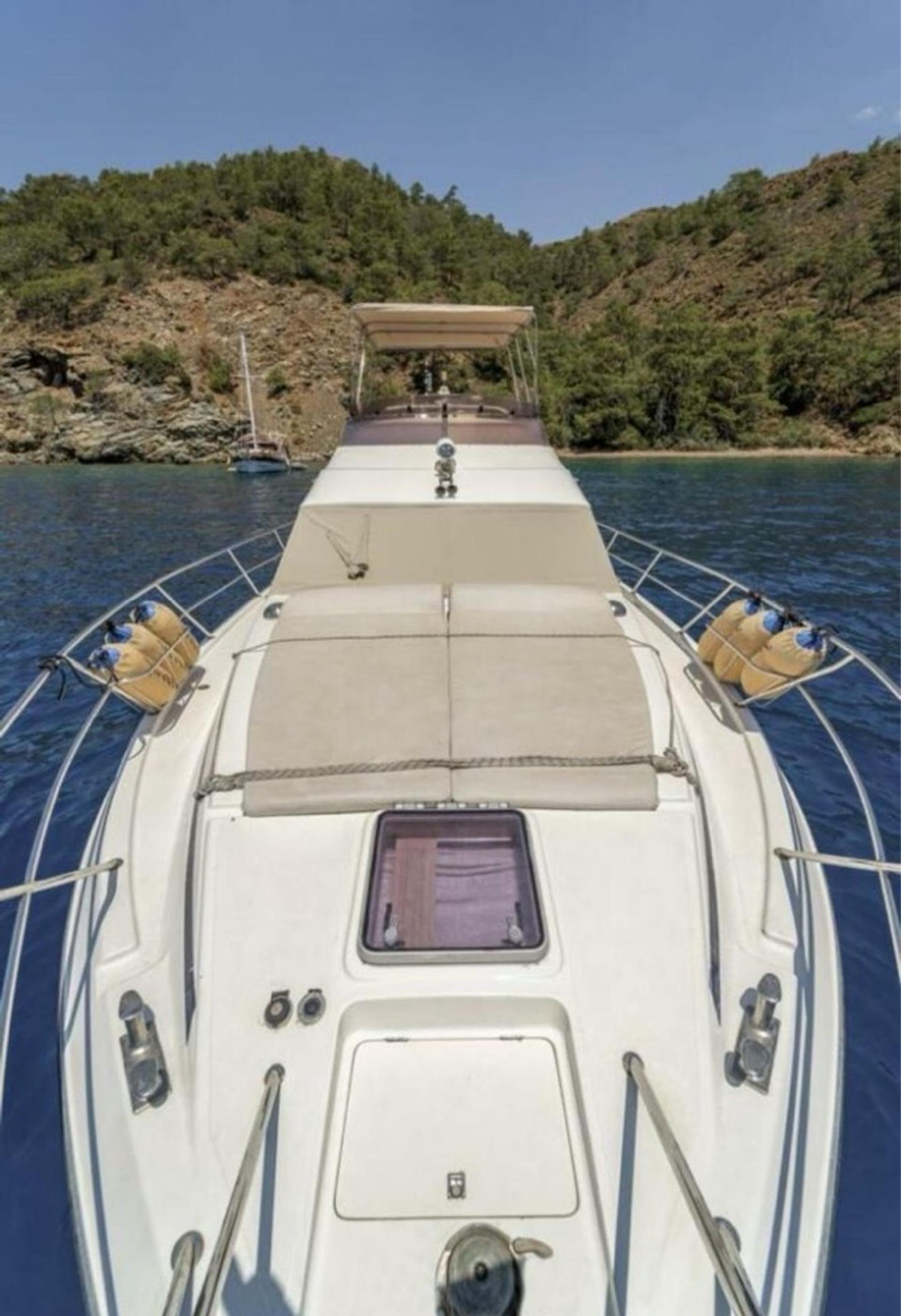 Rental Eurocraft 14m Motor Yacht - 963 - photo 20
