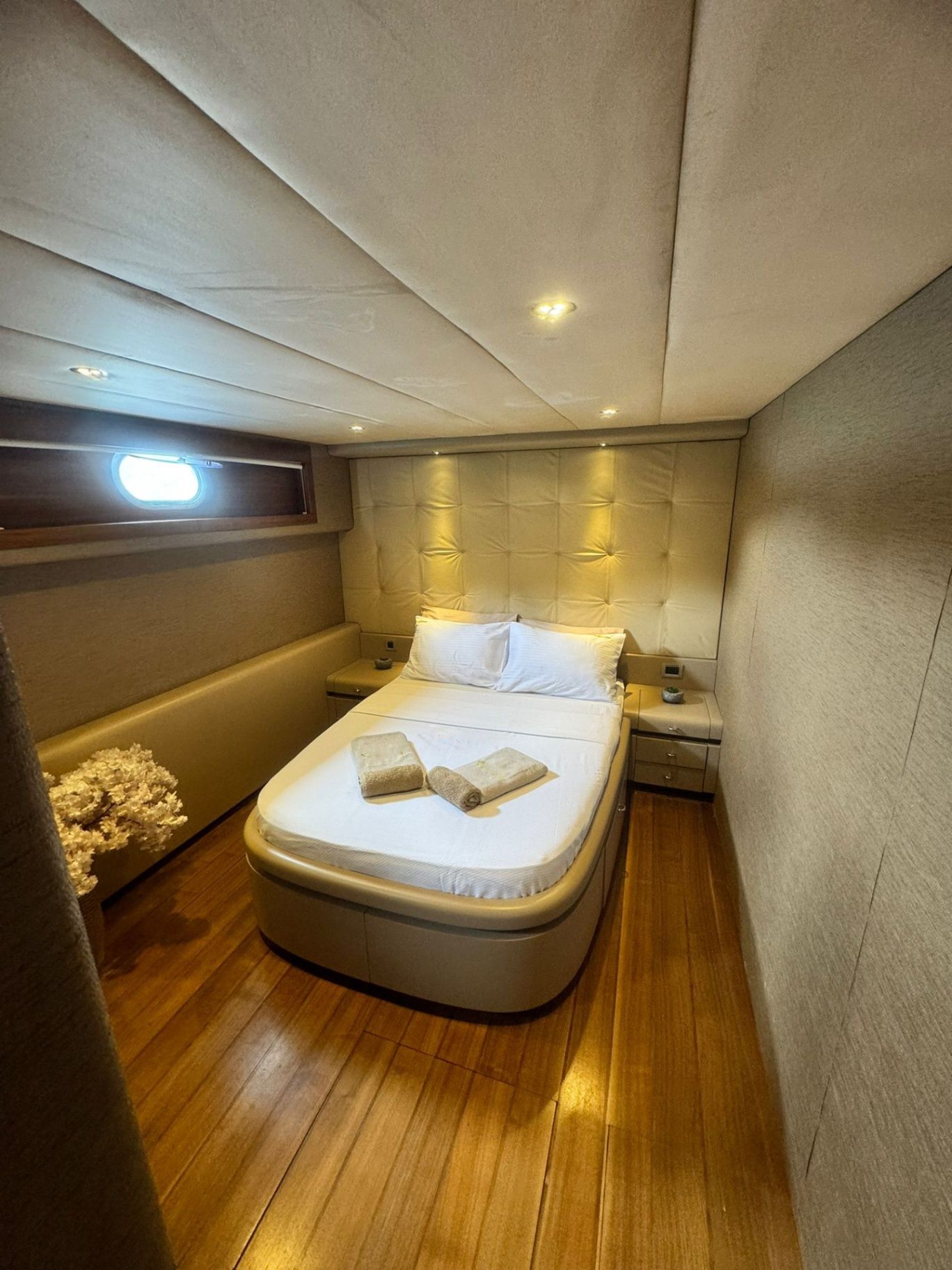 Özel yapım 28m Motoryat