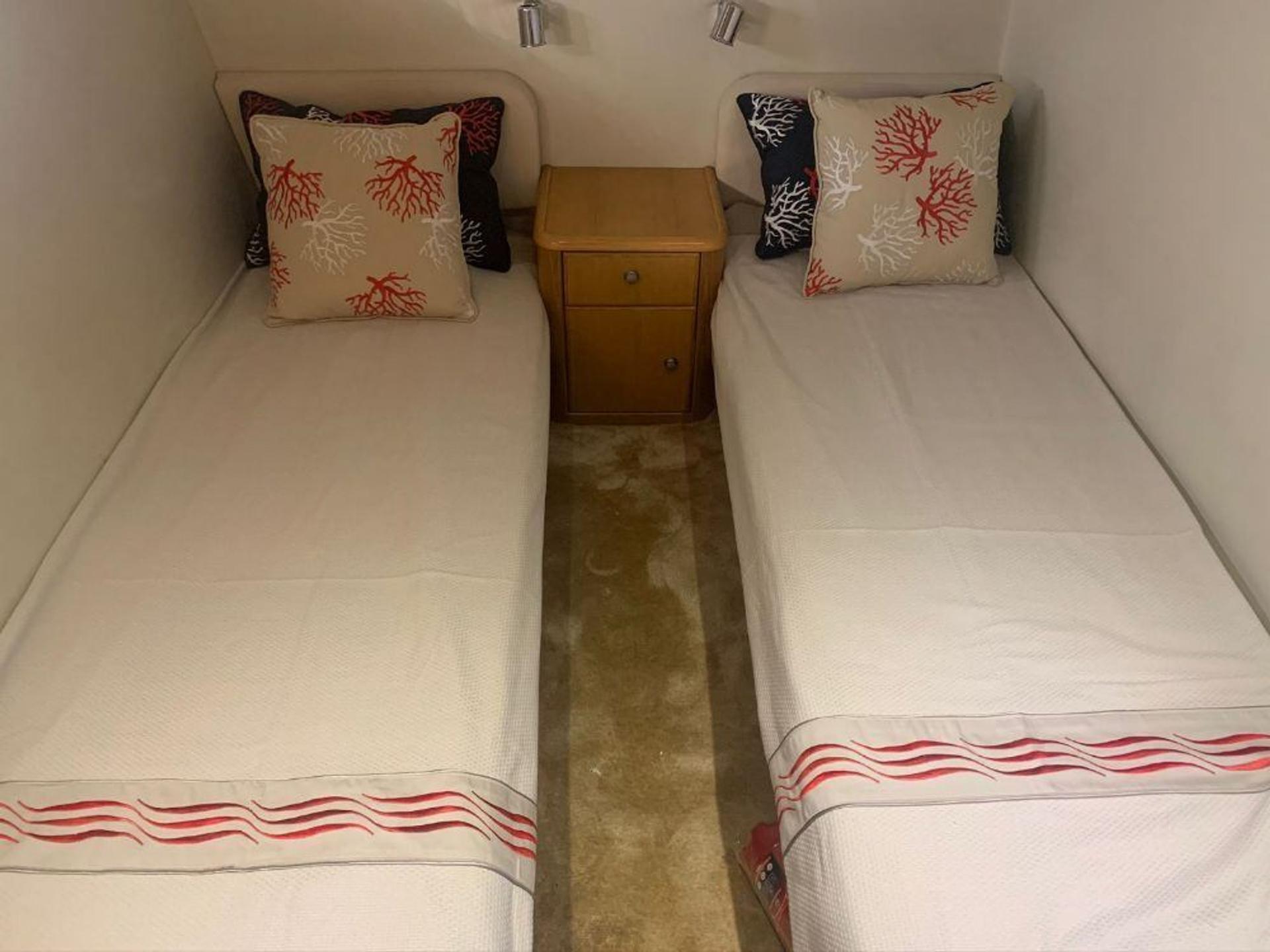 Kiralık Princess 19m Motoryat - 409 - photo 13
